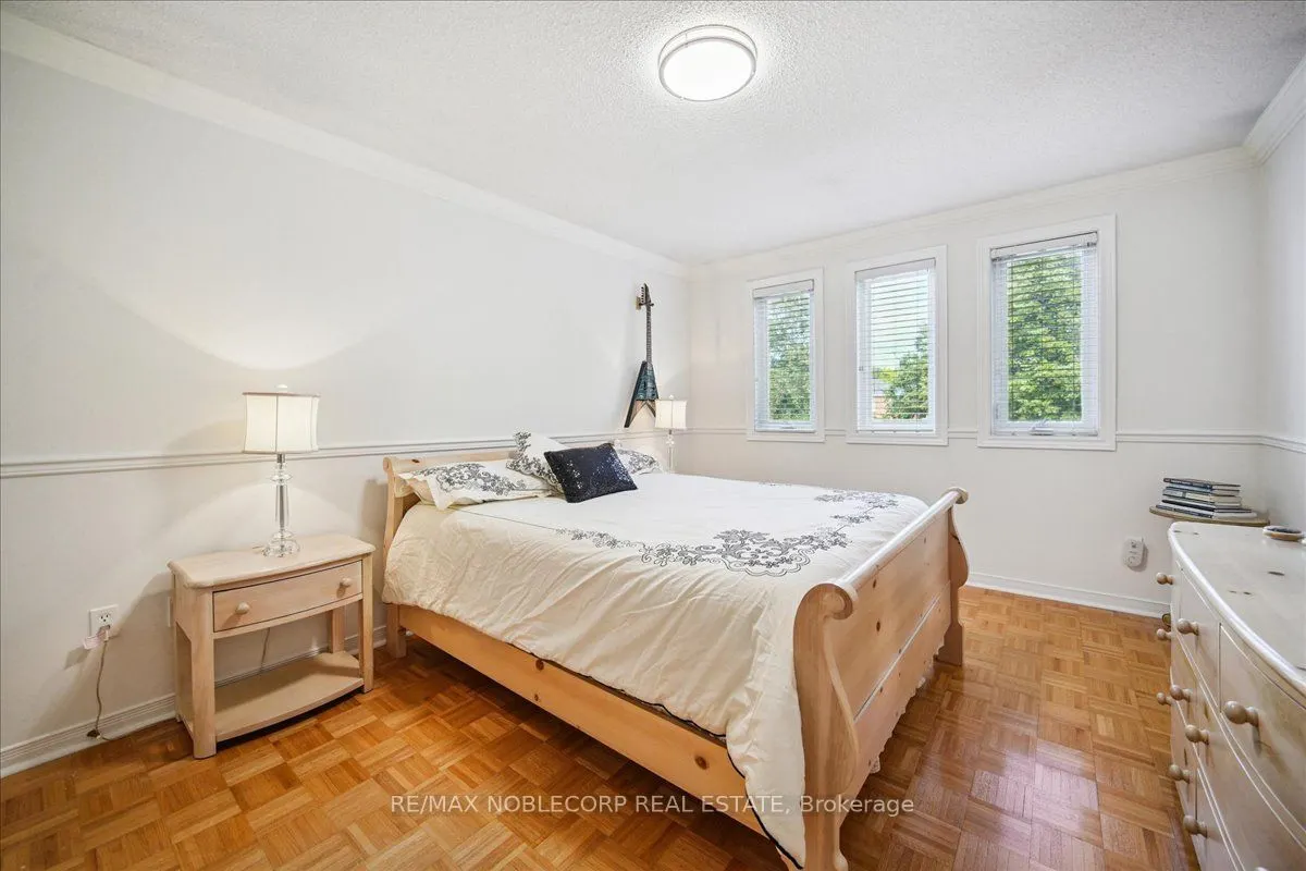 31 Mountfield Crescent