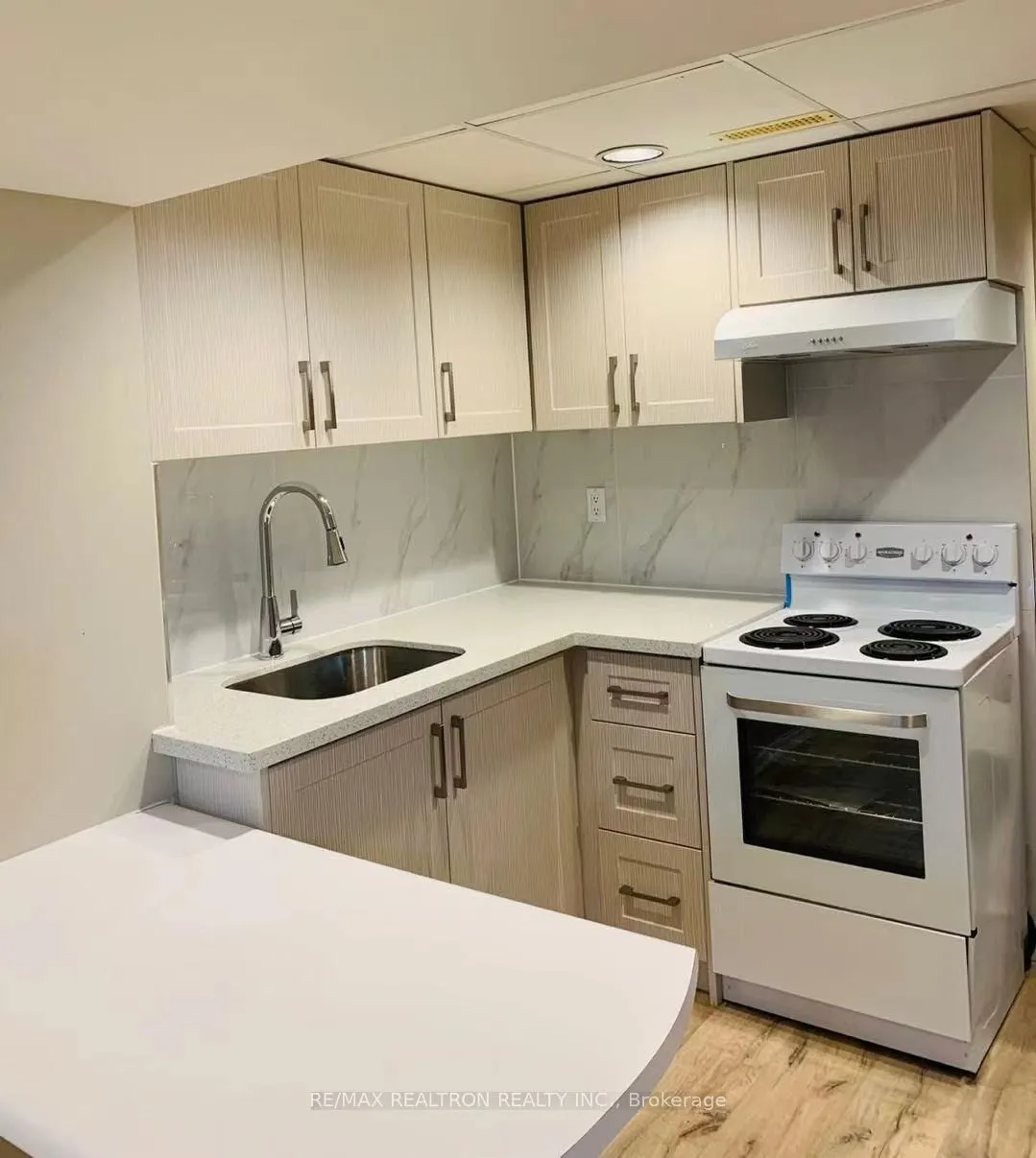 16 Foxglove Court, #Bsmt