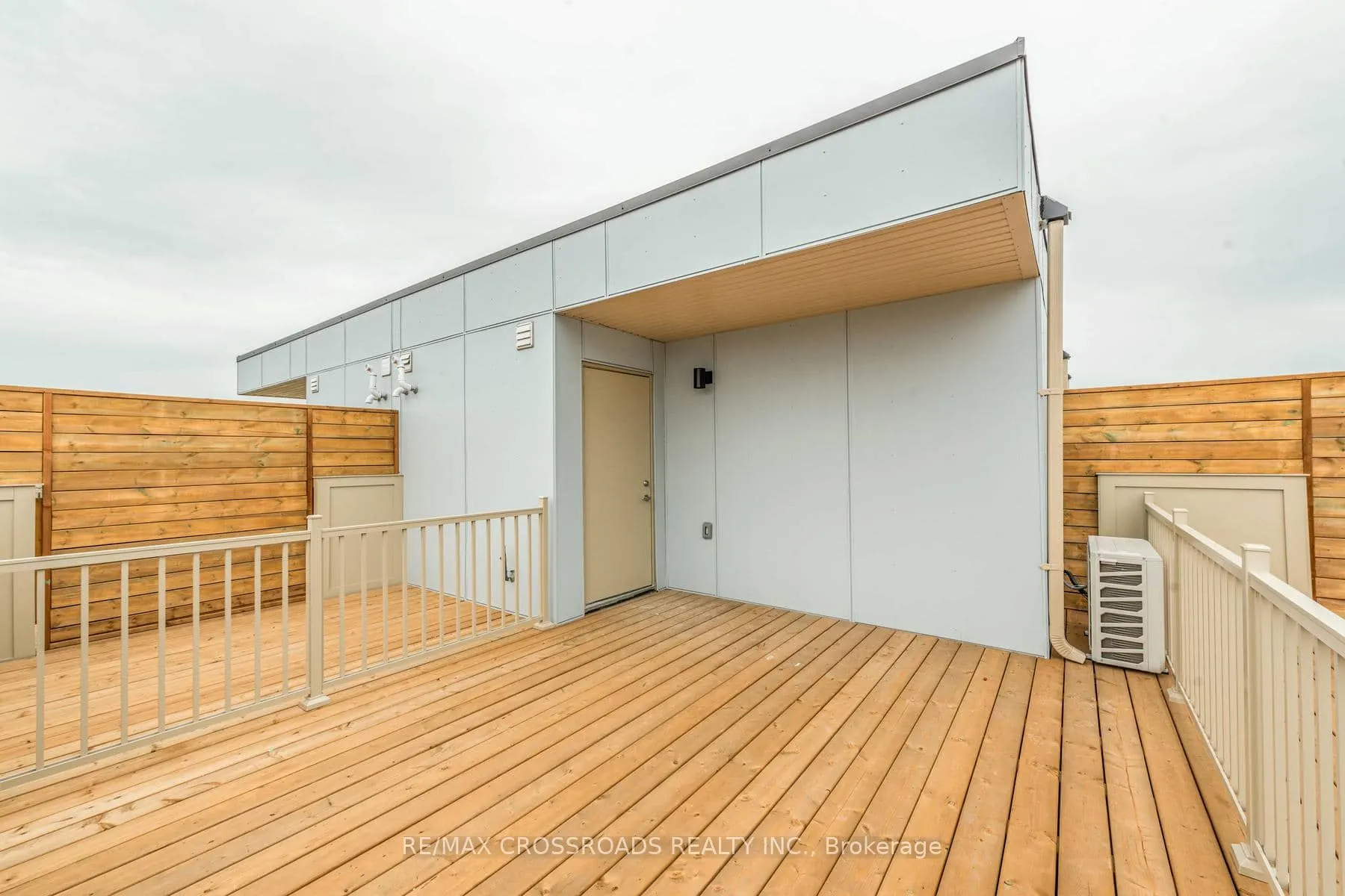 140 Honeycrisp Crescent, #292