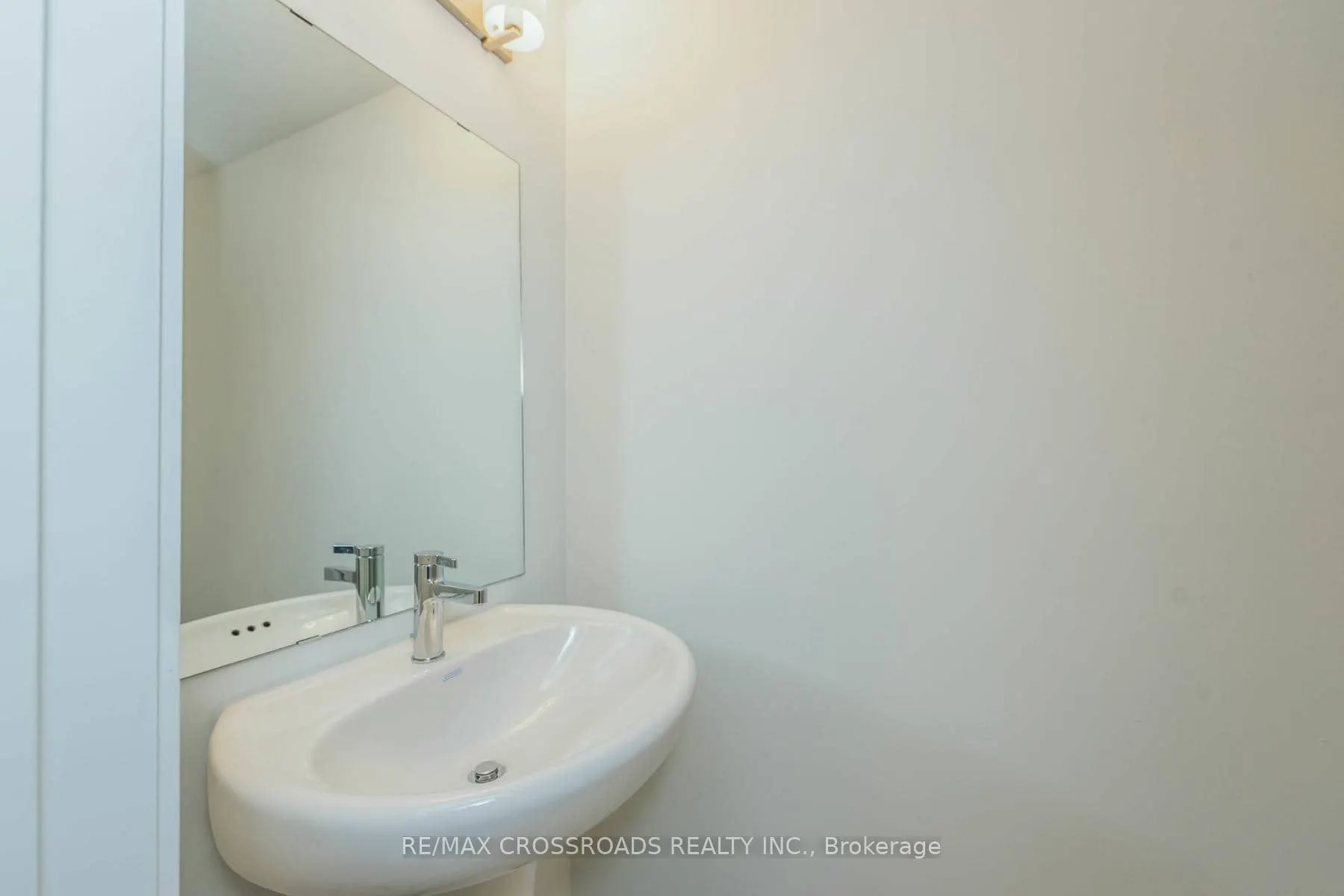 140 Honeycrisp Crescent, #292