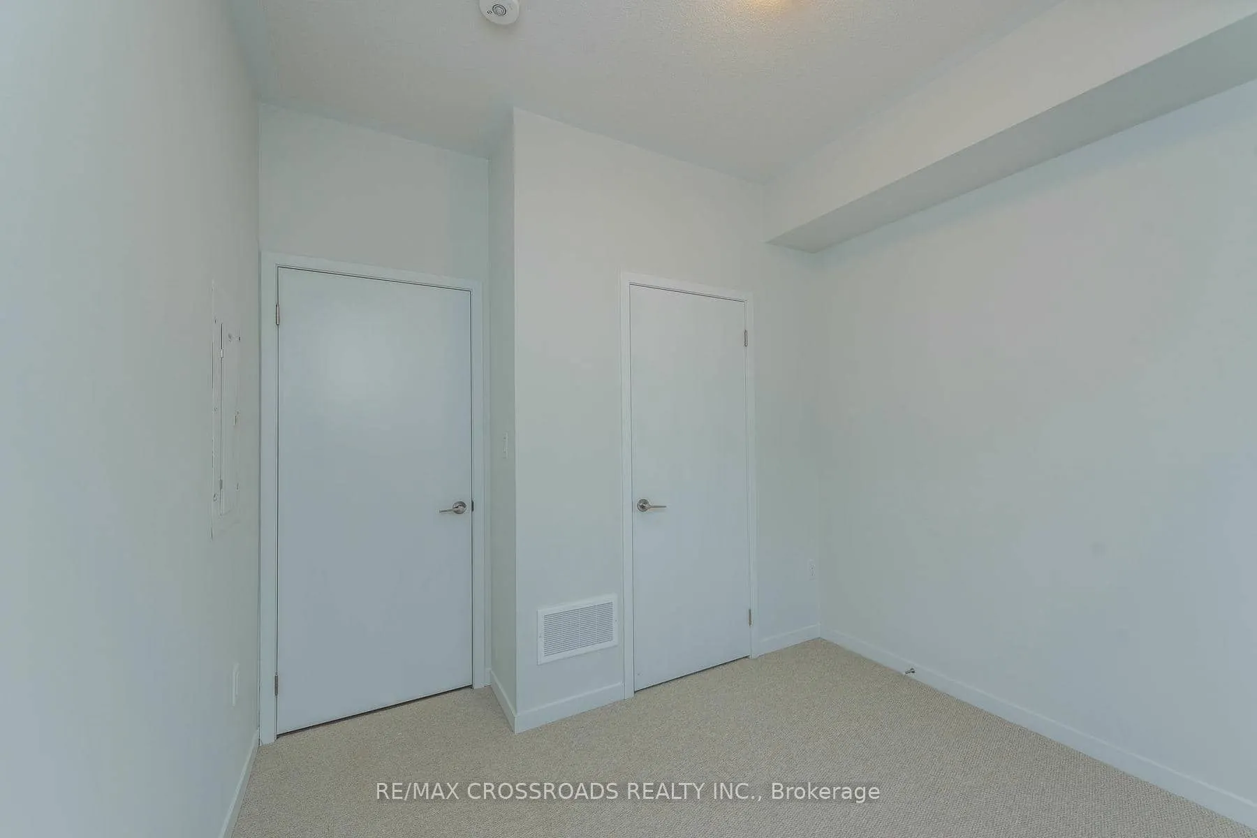 140 Honeycrisp Crescent, #292