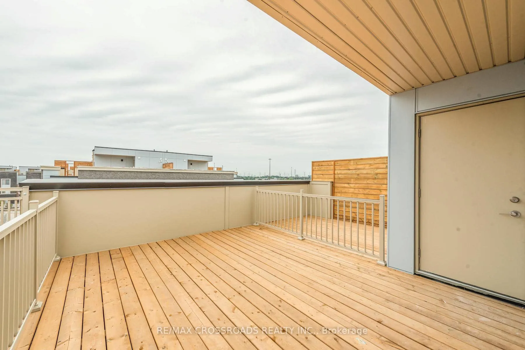 140 Honeycrisp Crescent, #292