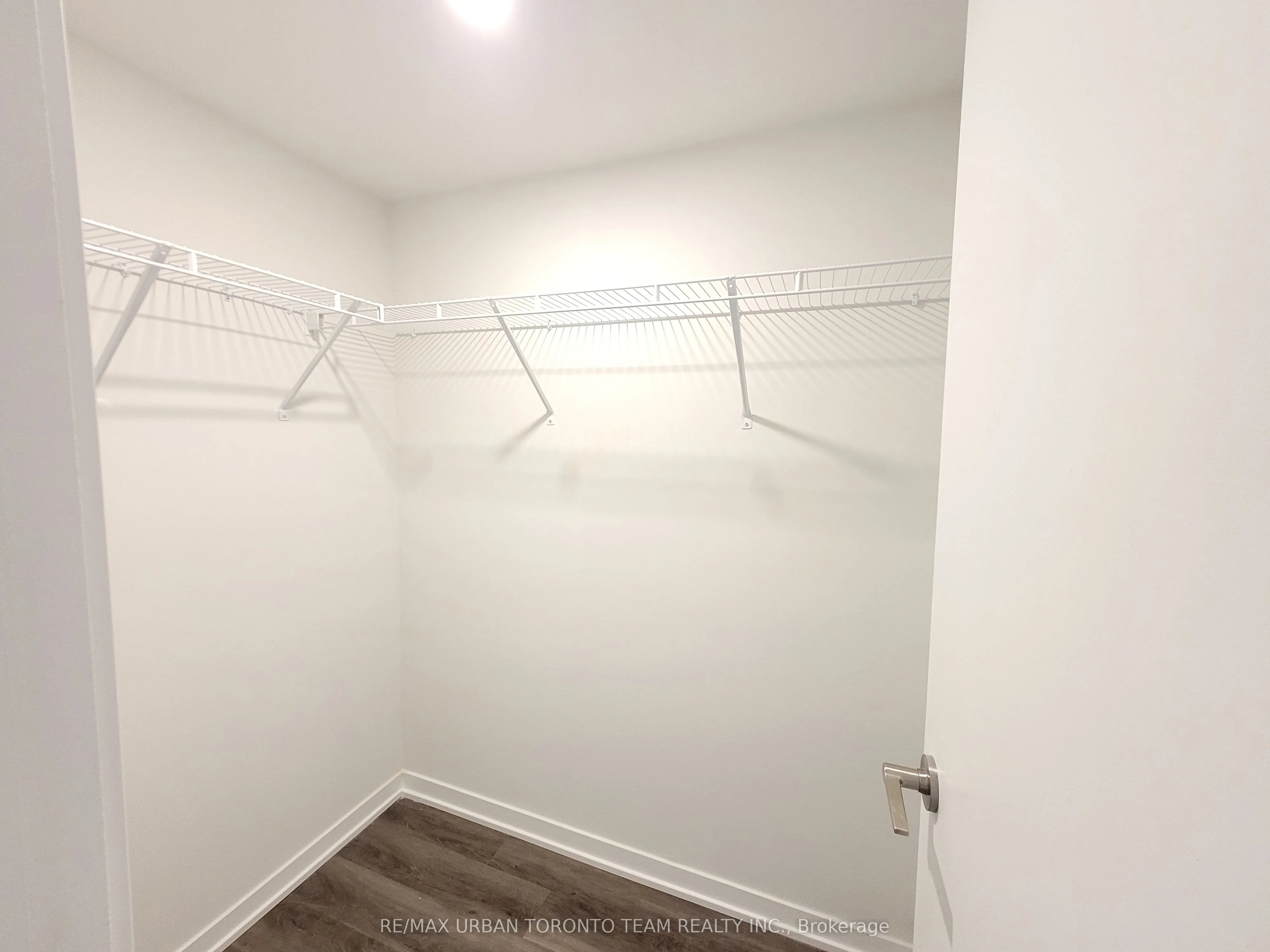 151 Honeycrisp Crescent, #TH 165