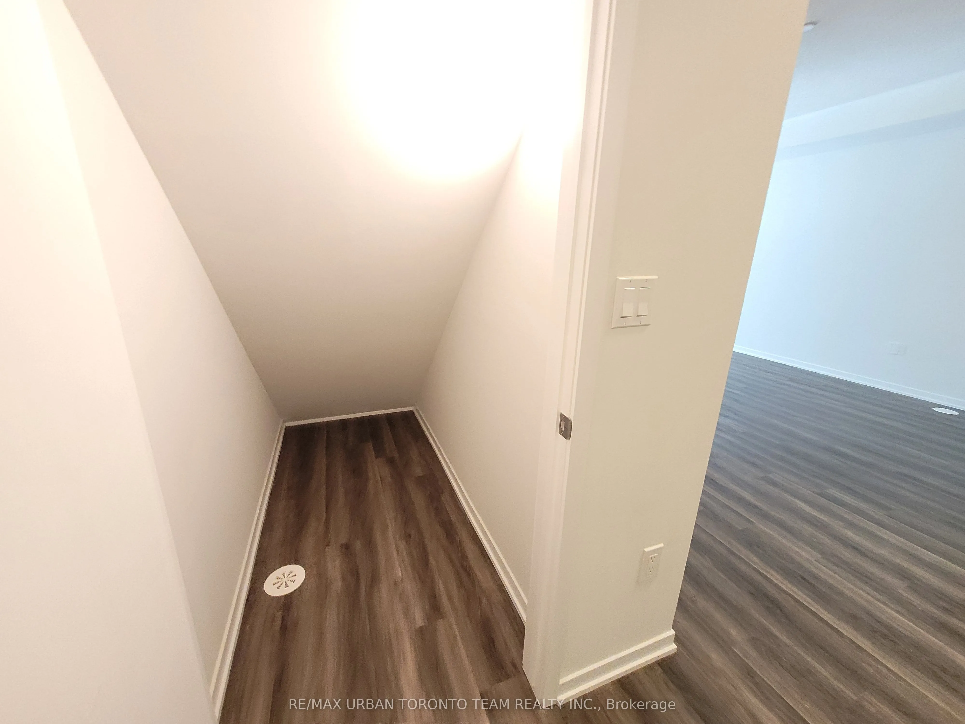 151 Honeycrisp Crescent, #TH 165