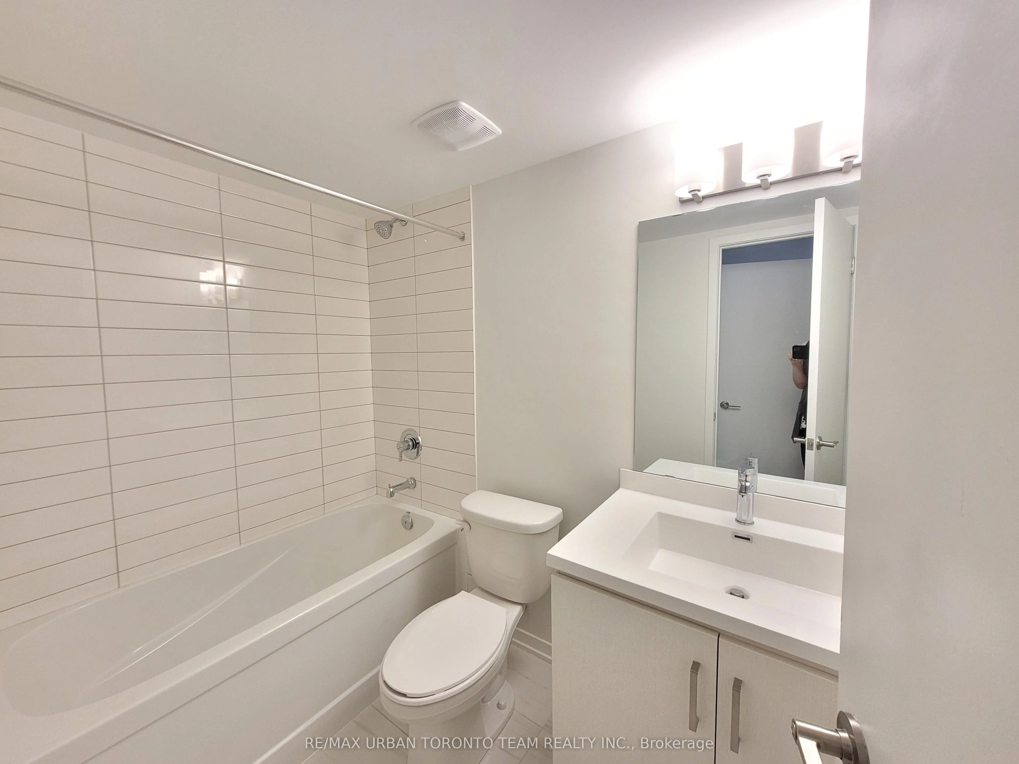 151 Honeycrisp Crescent, #TH 165