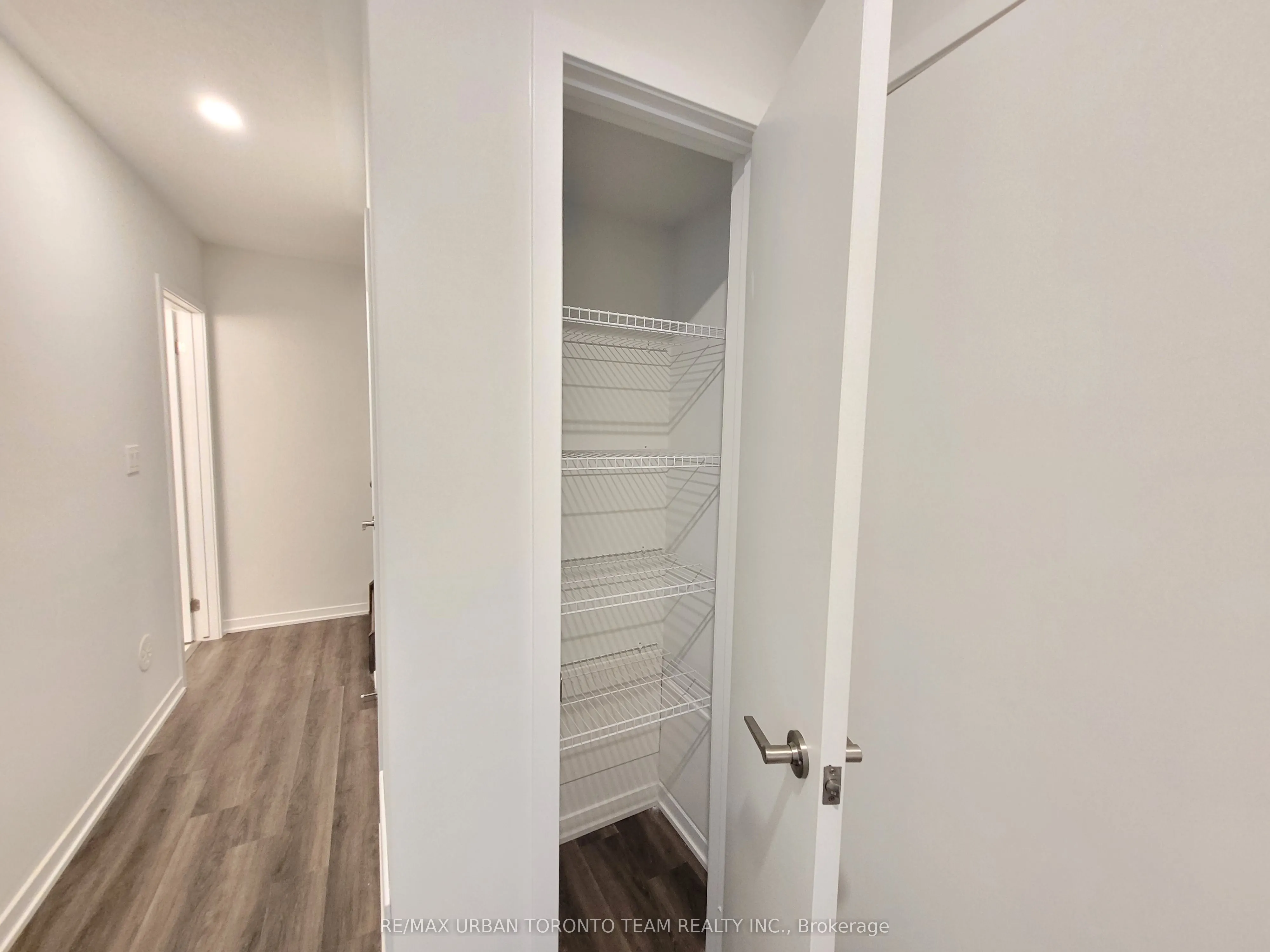 151 Honeycrisp Crescent, #TH 165