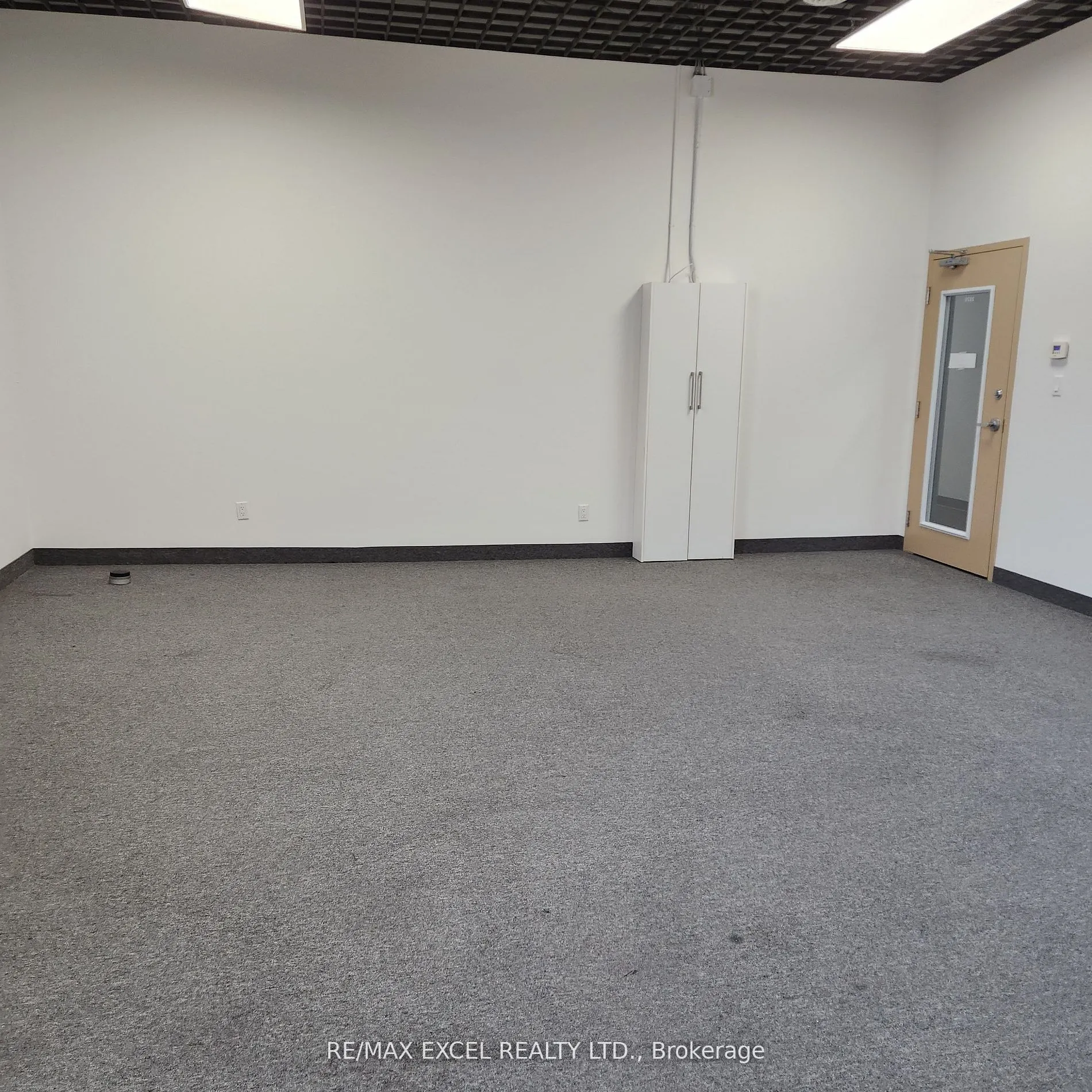 30 South Unionville Avenue, #2068 and 2070