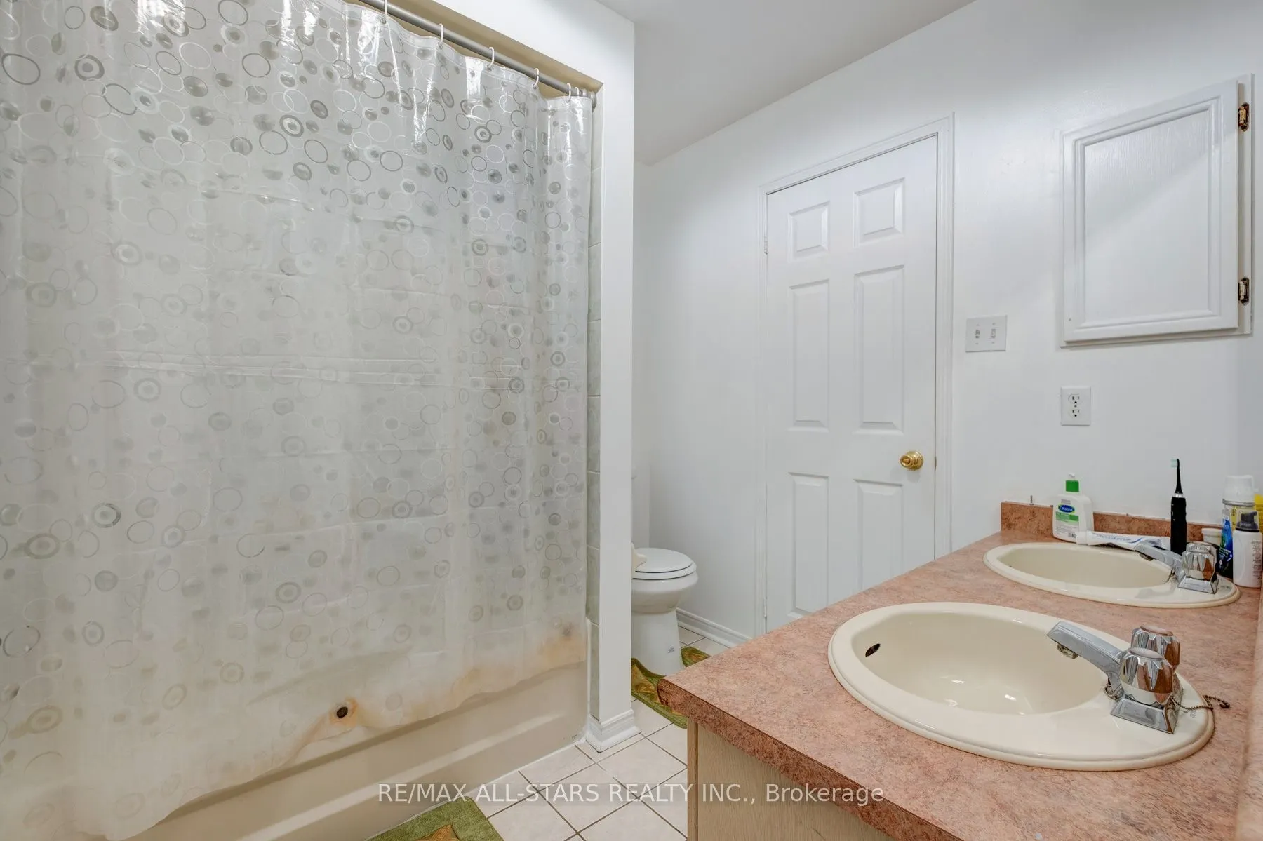 211 Sophia Road