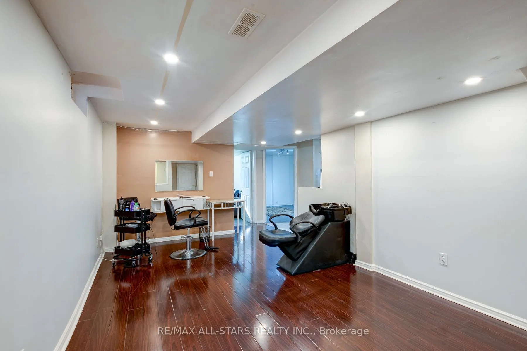 211 Sophia Road