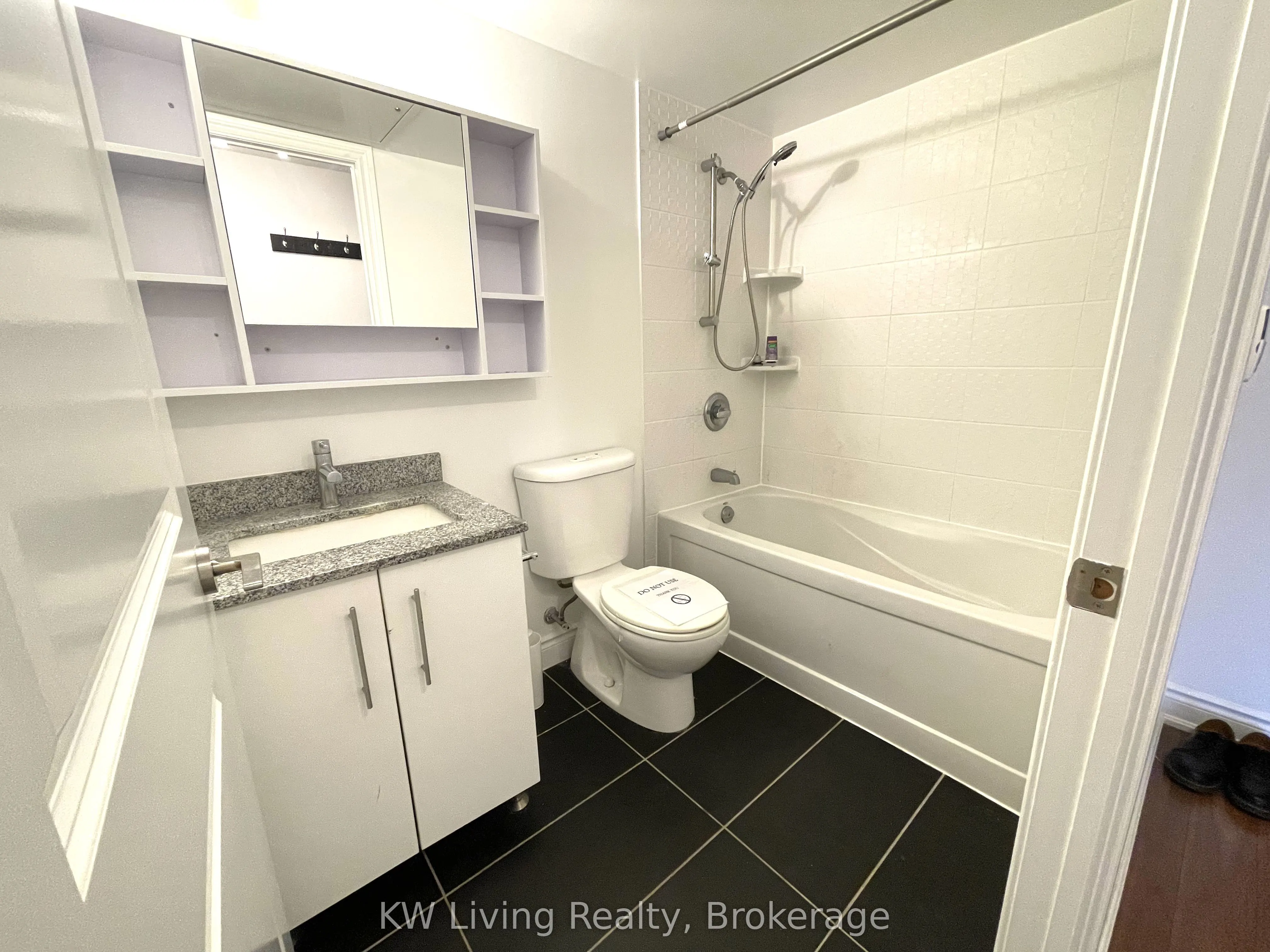 233 South Park Road, #501