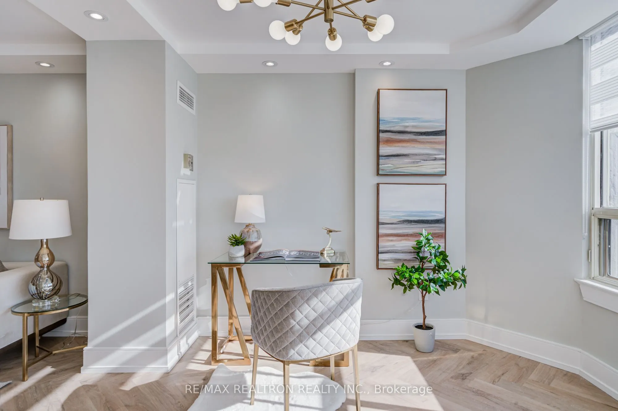7 Townsgate Drive, #1601