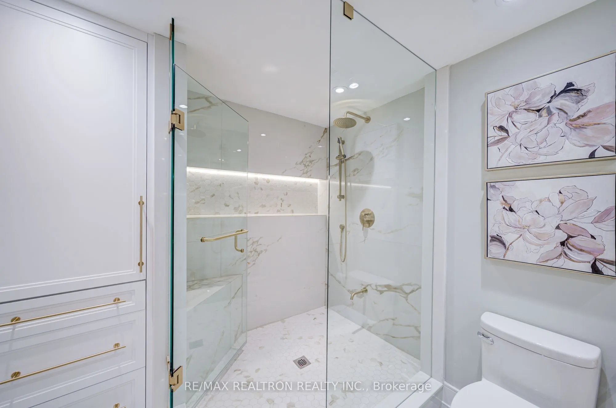 7 Townsgate Drive, #1601