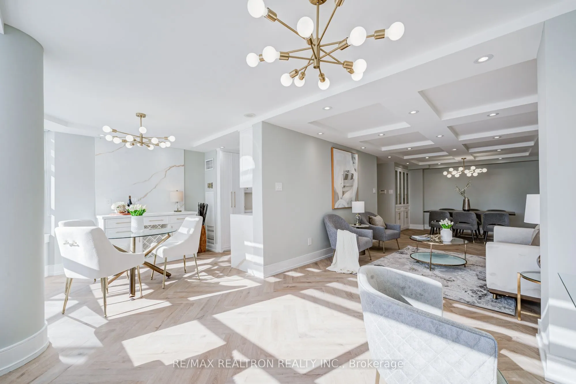 7 Townsgate Drive, #1601