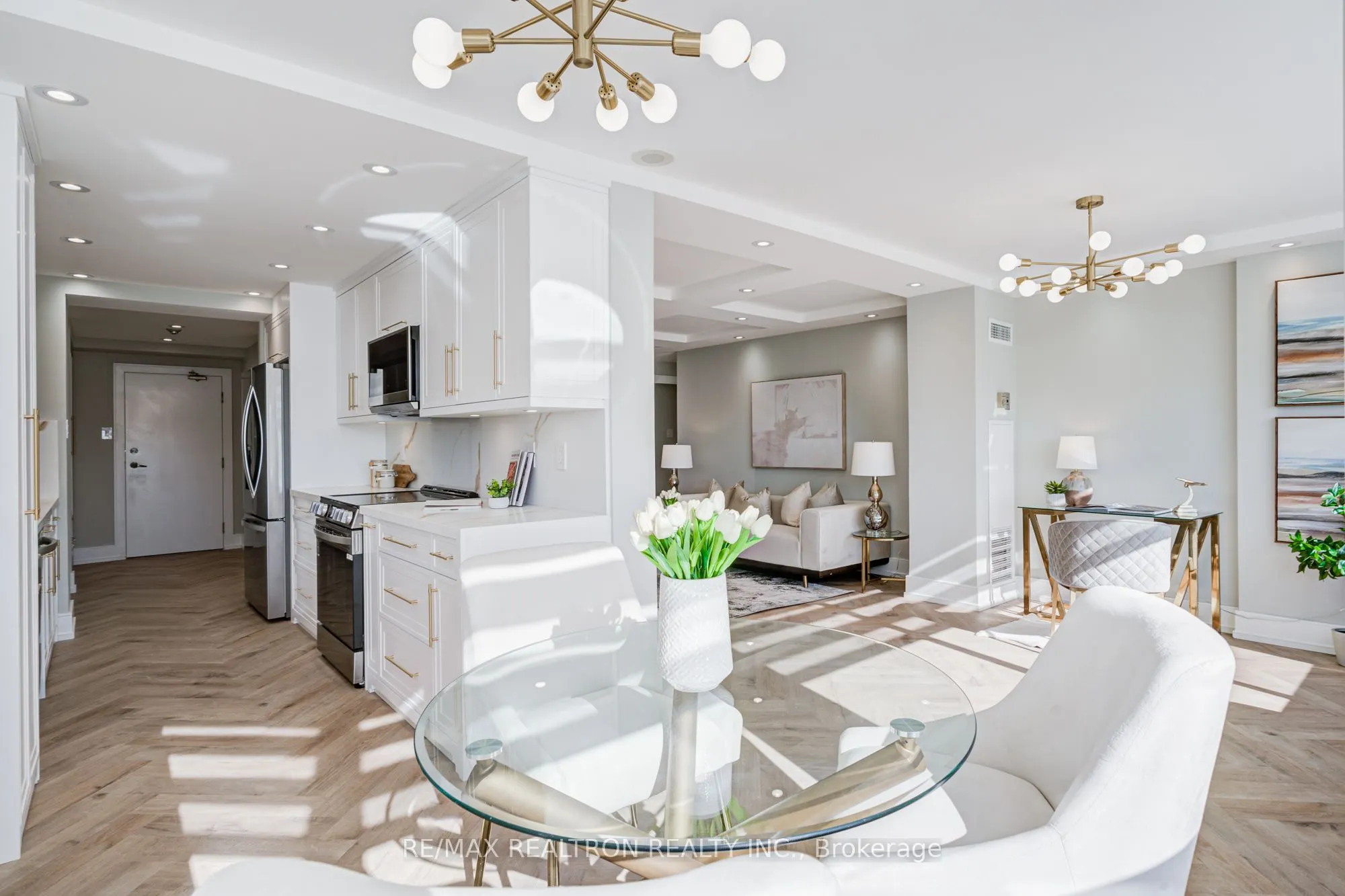 7 Townsgate Drive, #1601