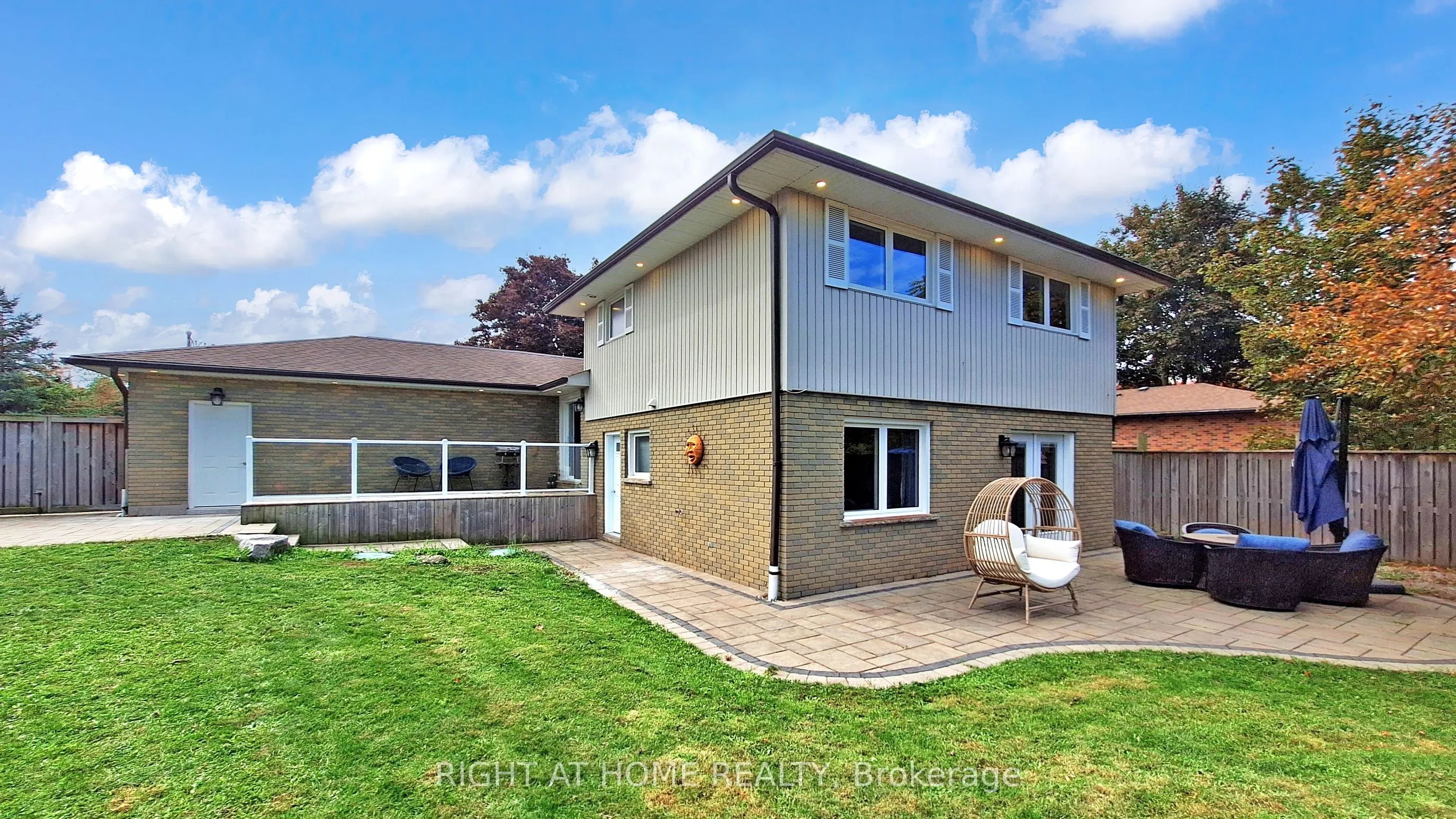 5 Glendale Avenue