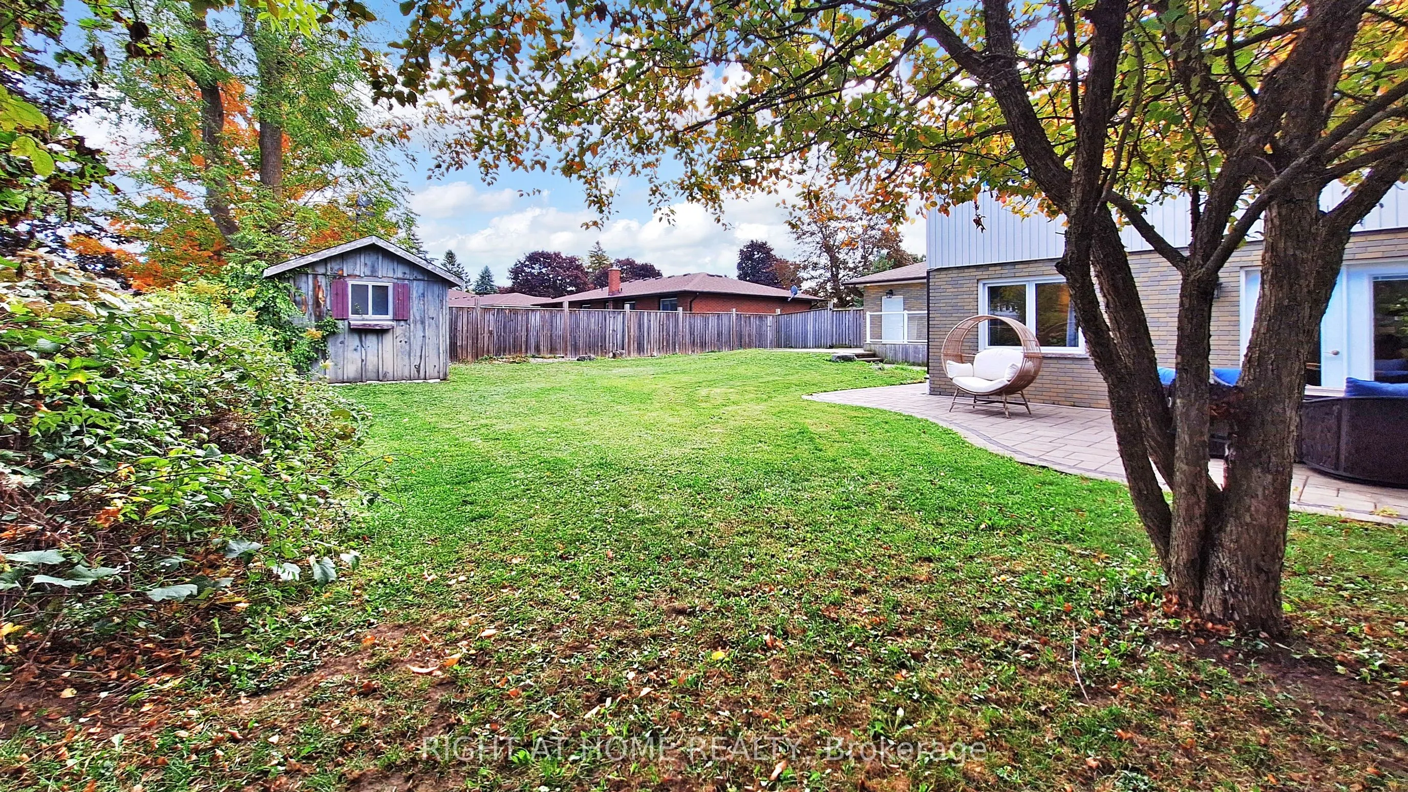 5 Glendale Avenue