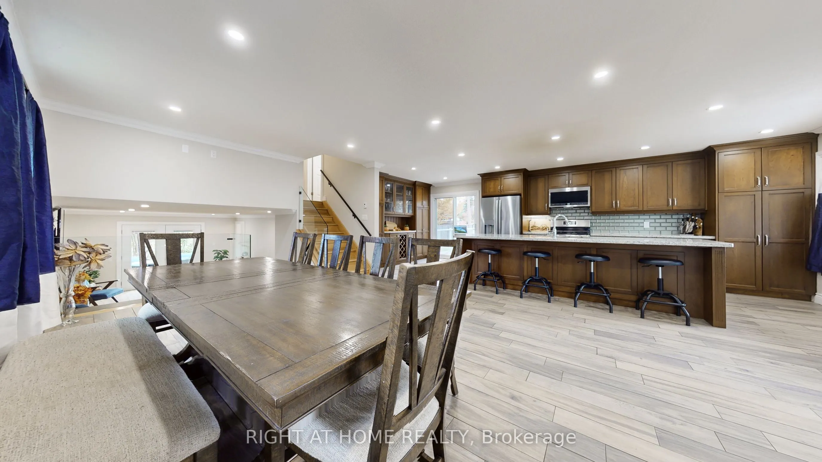 5 Glendale Avenue