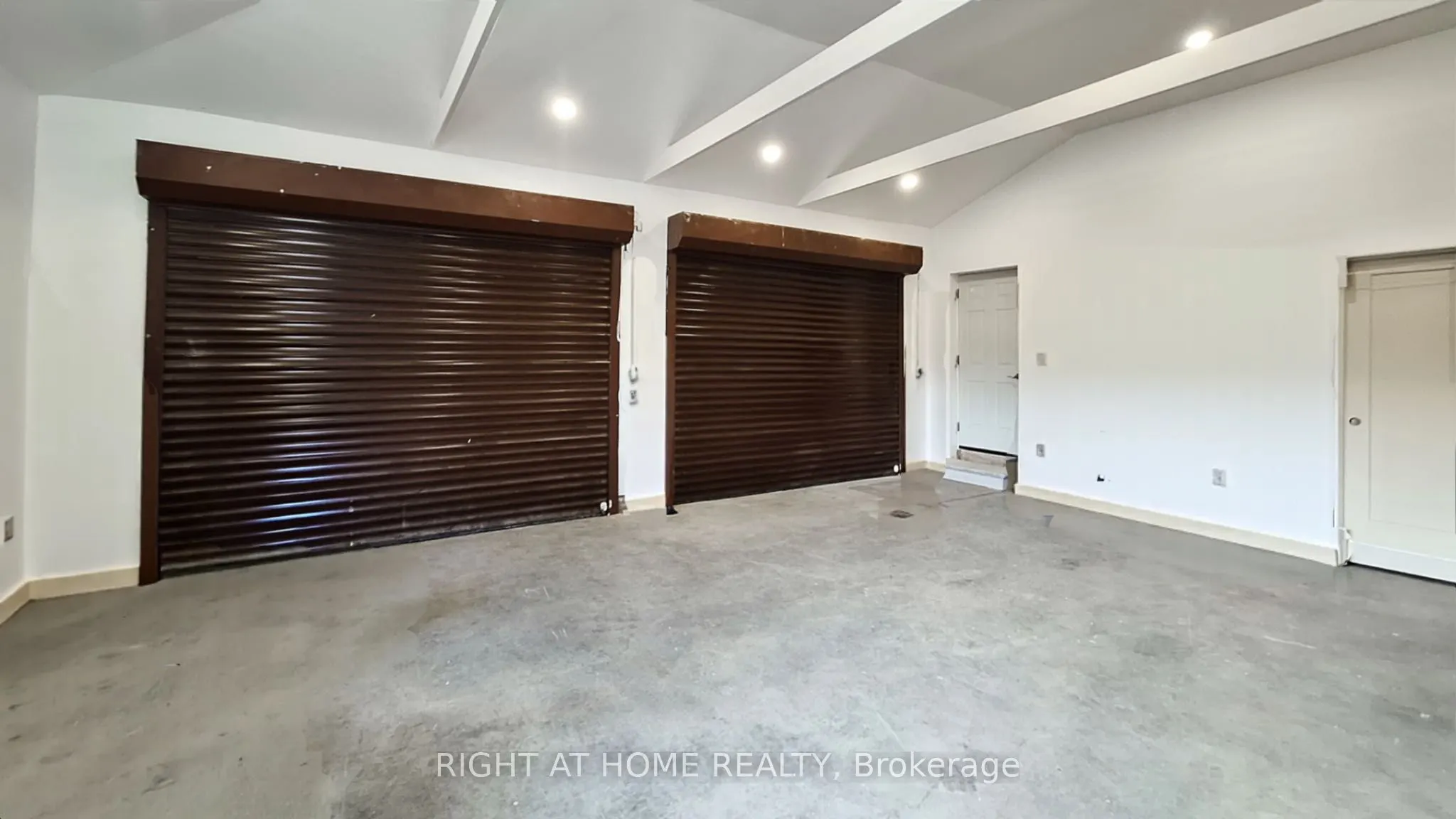 5 Glendale Avenue