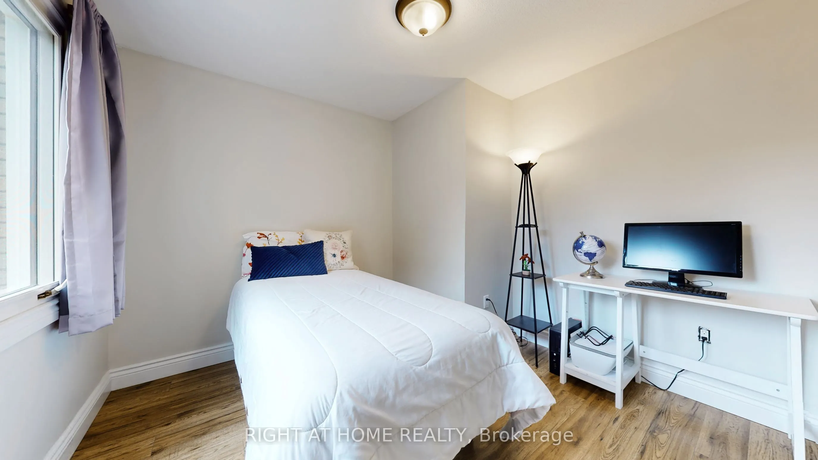 5 Glendale Avenue
