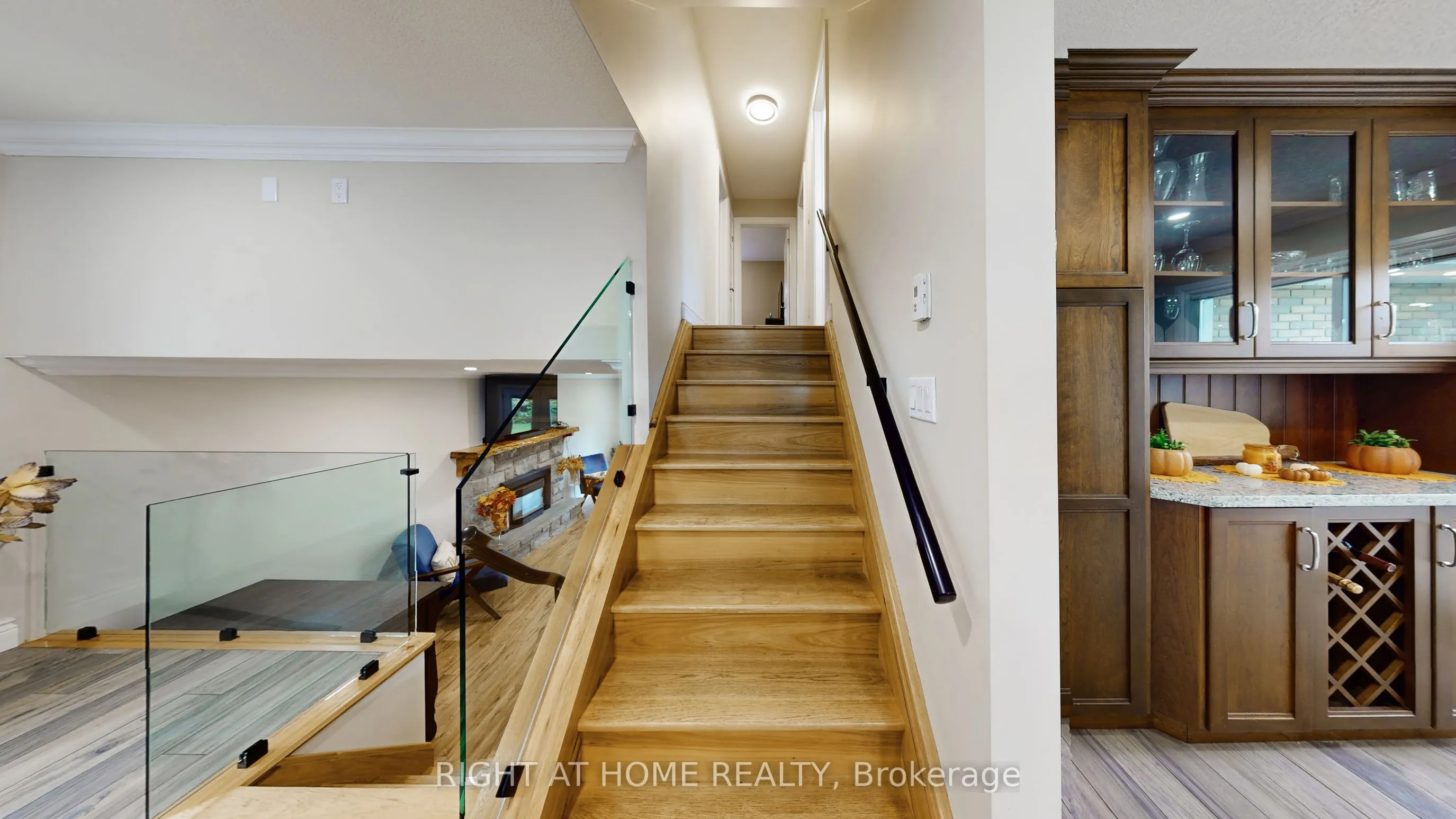5 Glendale Avenue