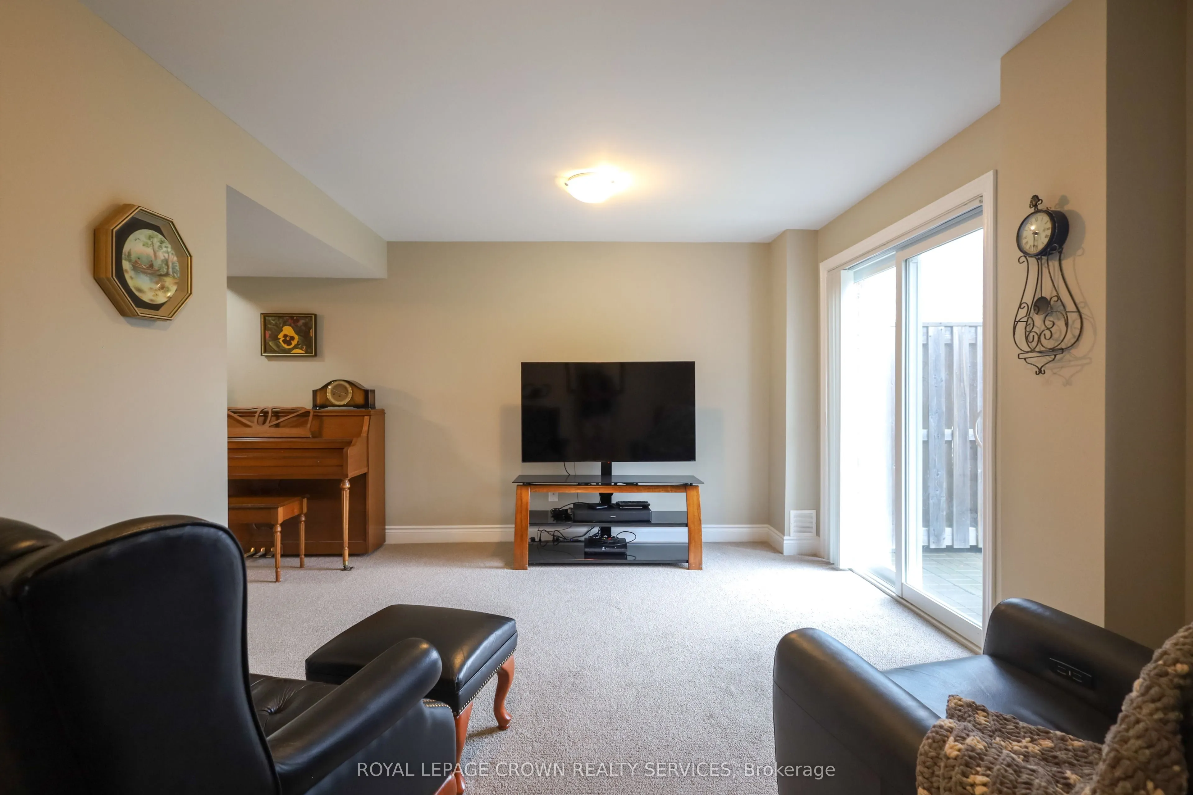 686 Wendy Culbert Crescent, #5