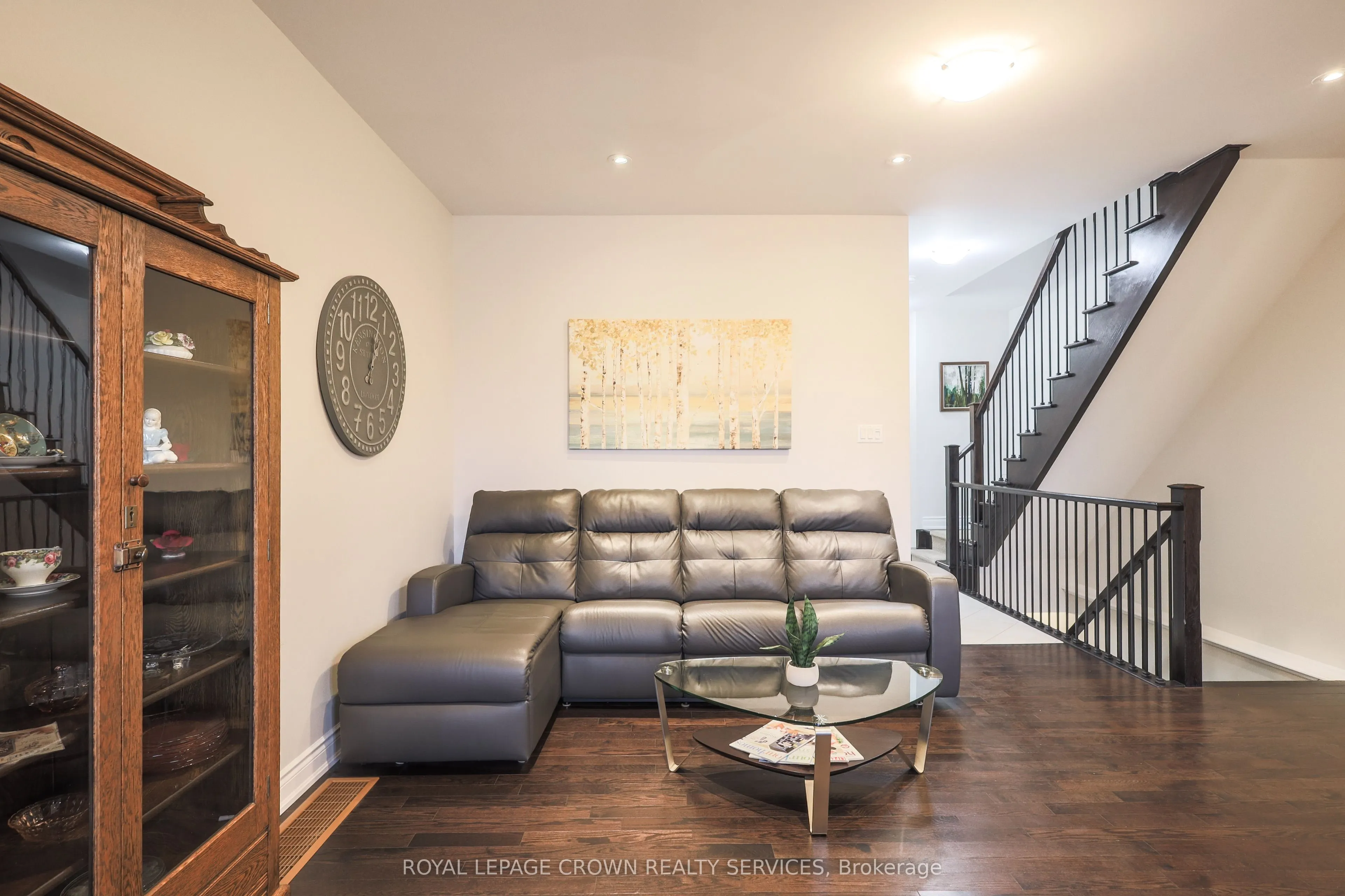 686 Wendy Culbert Crescent, #5