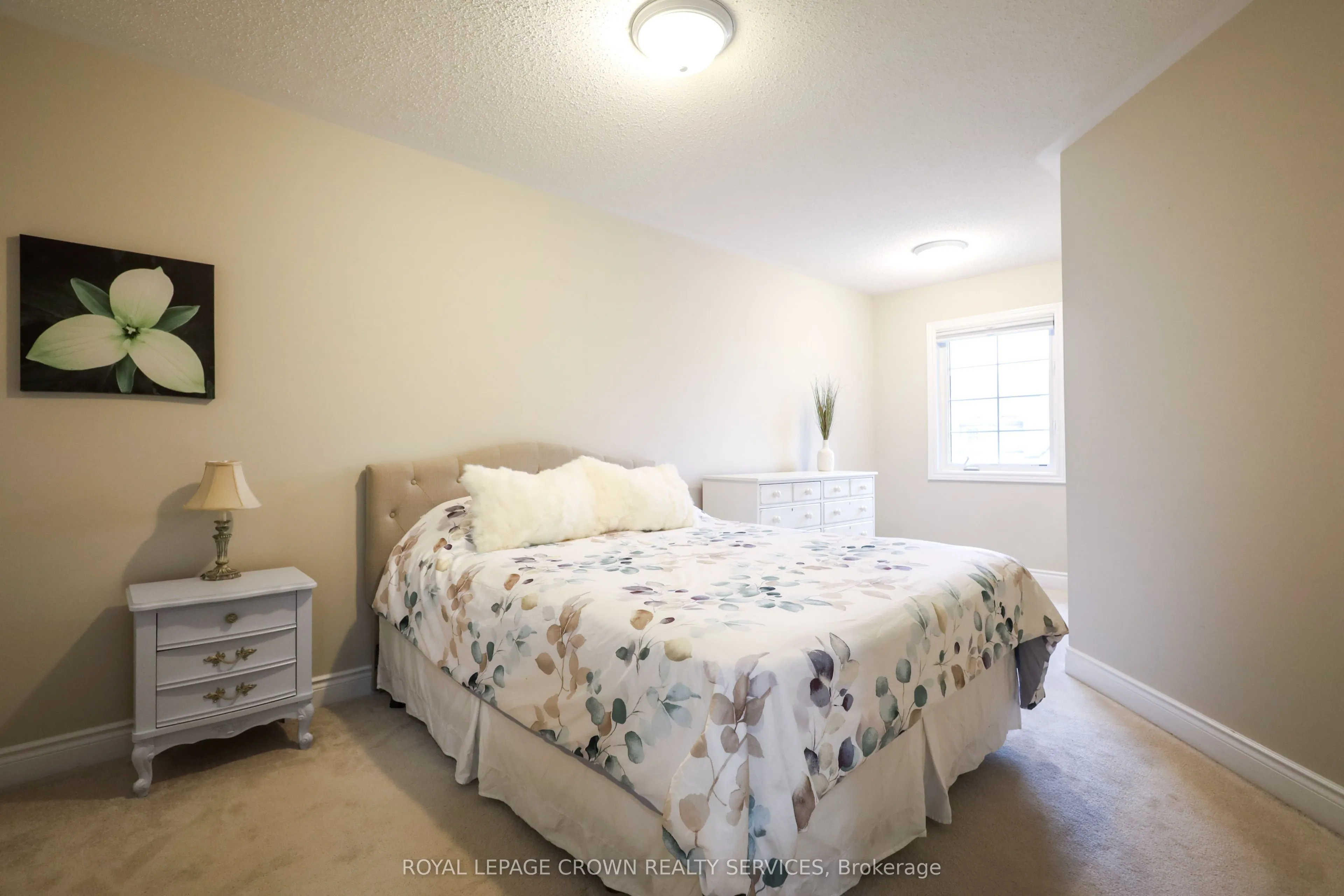 686 Wendy Culbert Crescent, #5