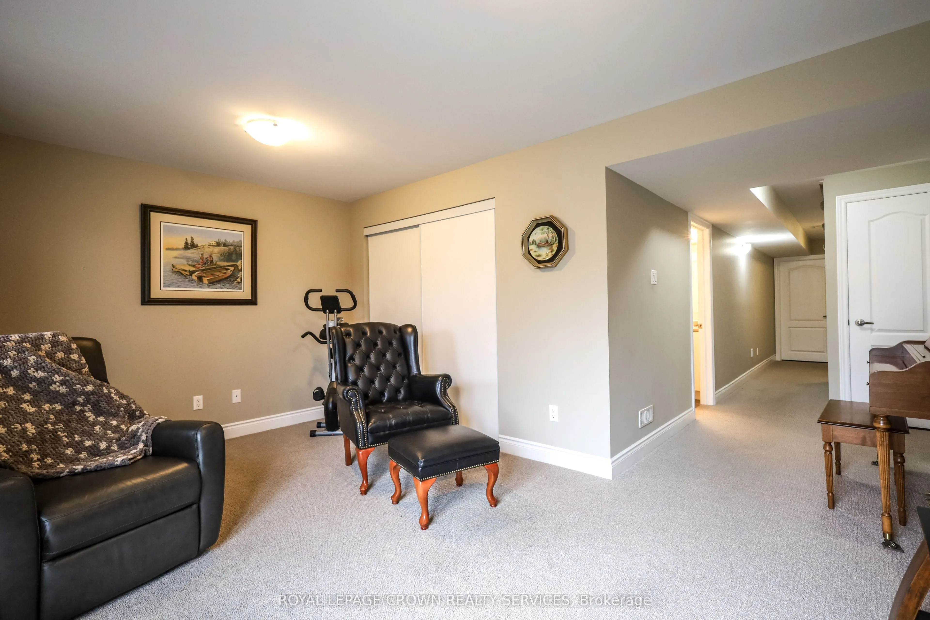 686 Wendy Culbert Crescent, #5