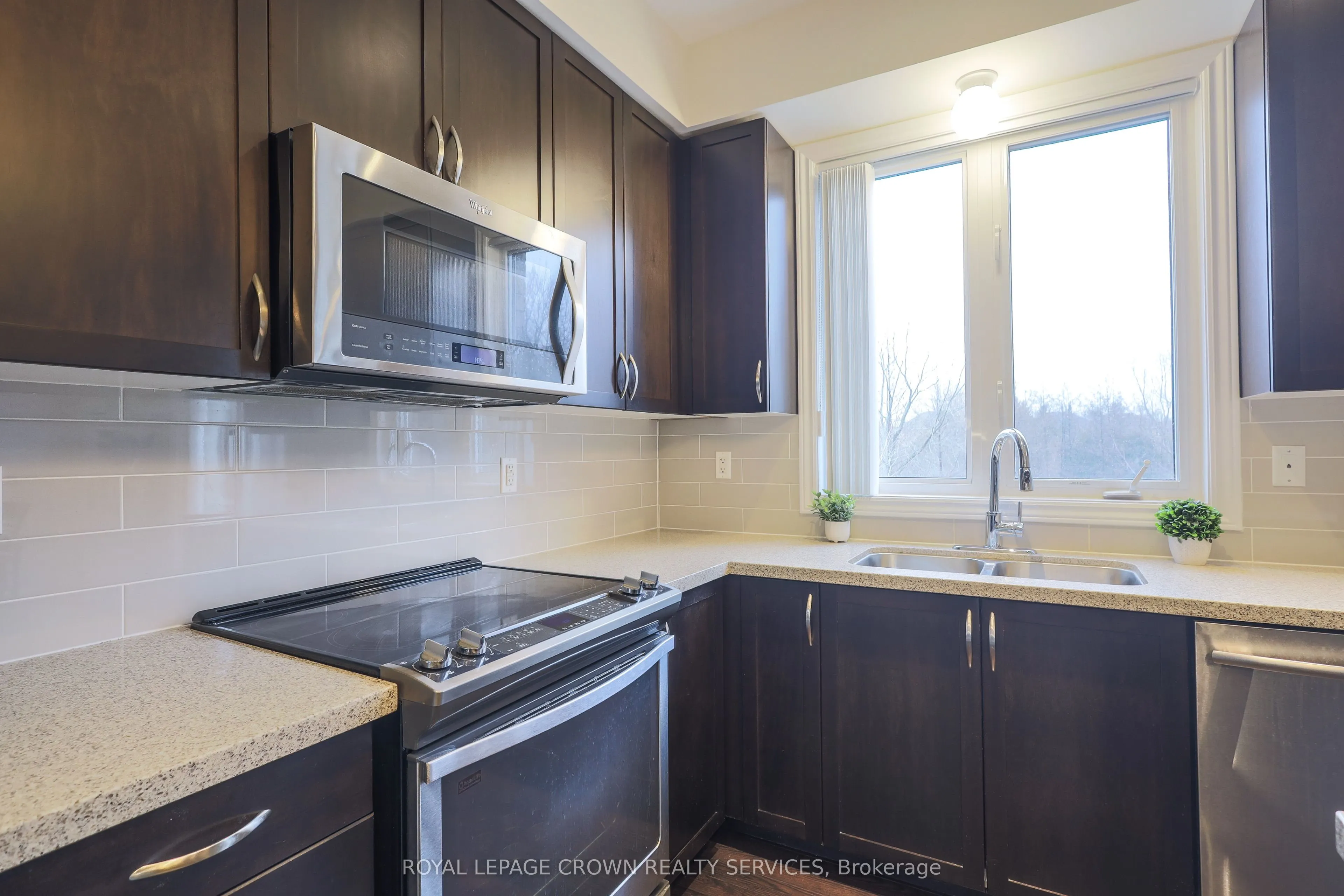686 Wendy Culbert Crescent, #5