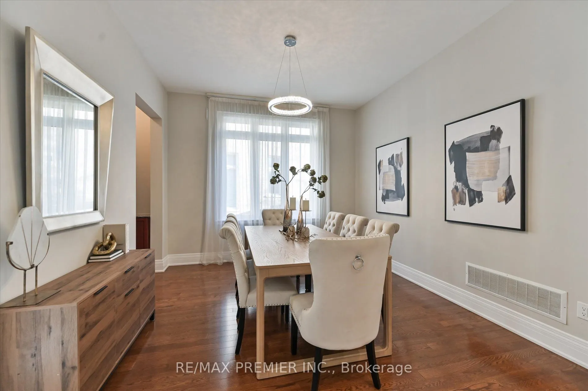 64 Heintzman Crescent