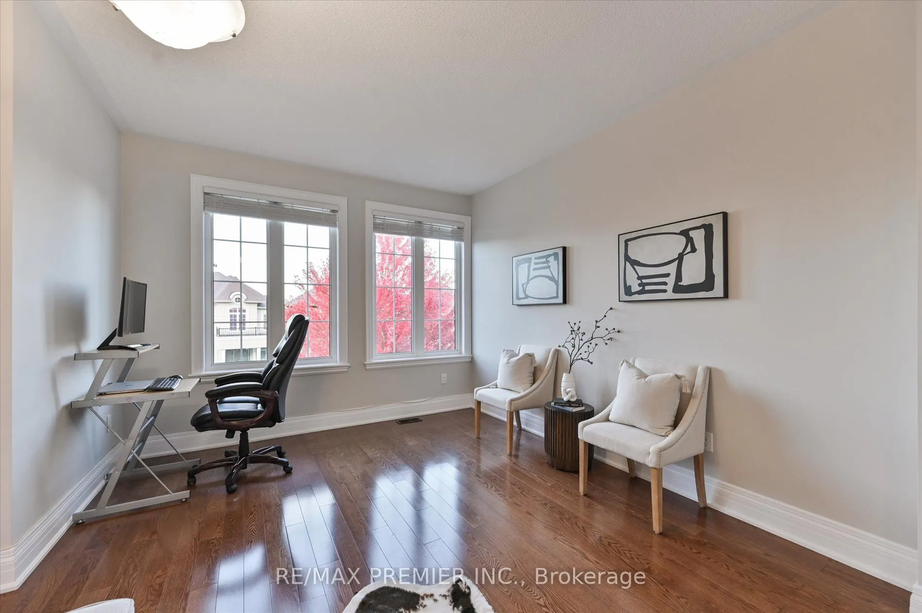 64 Heintzman Crescent