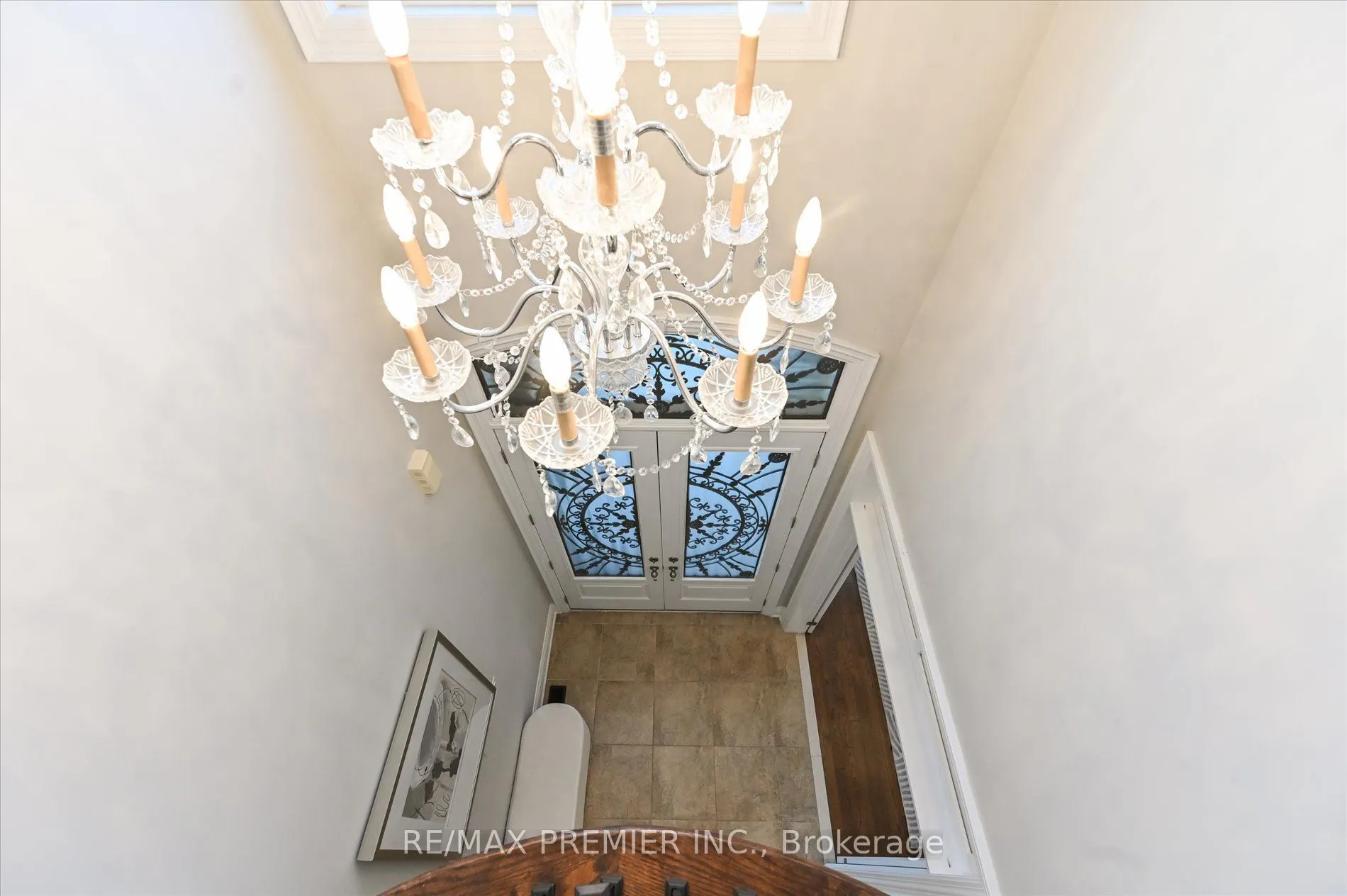 64 Heintzman Crescent