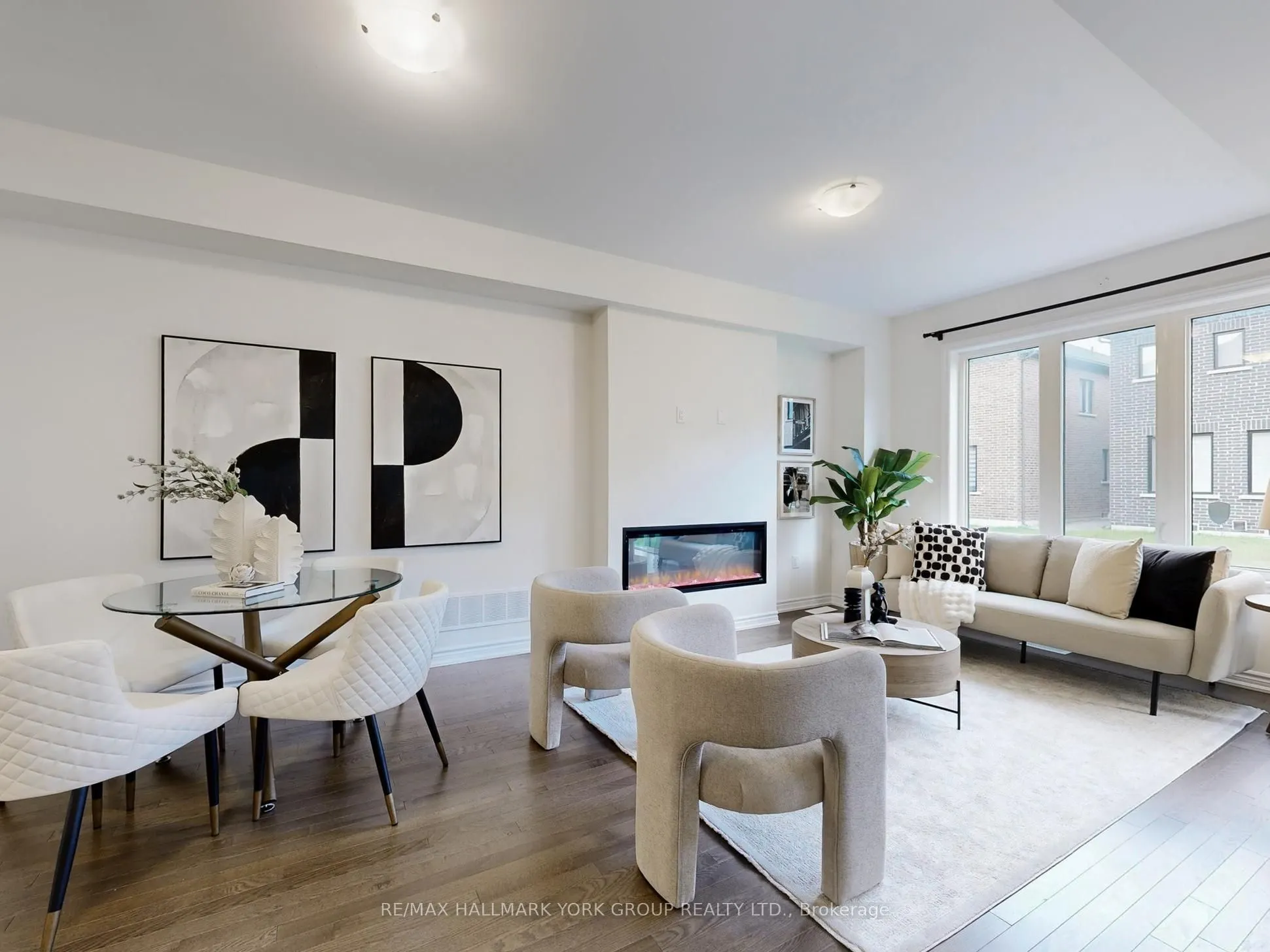 42 Blick Crescent