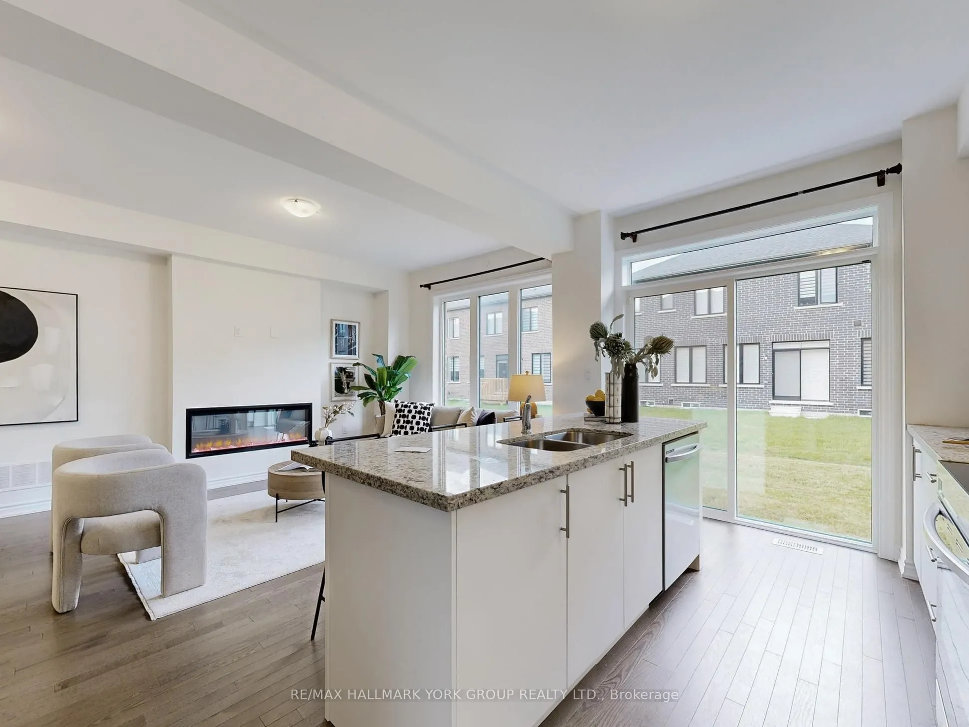 42 Blick Crescent