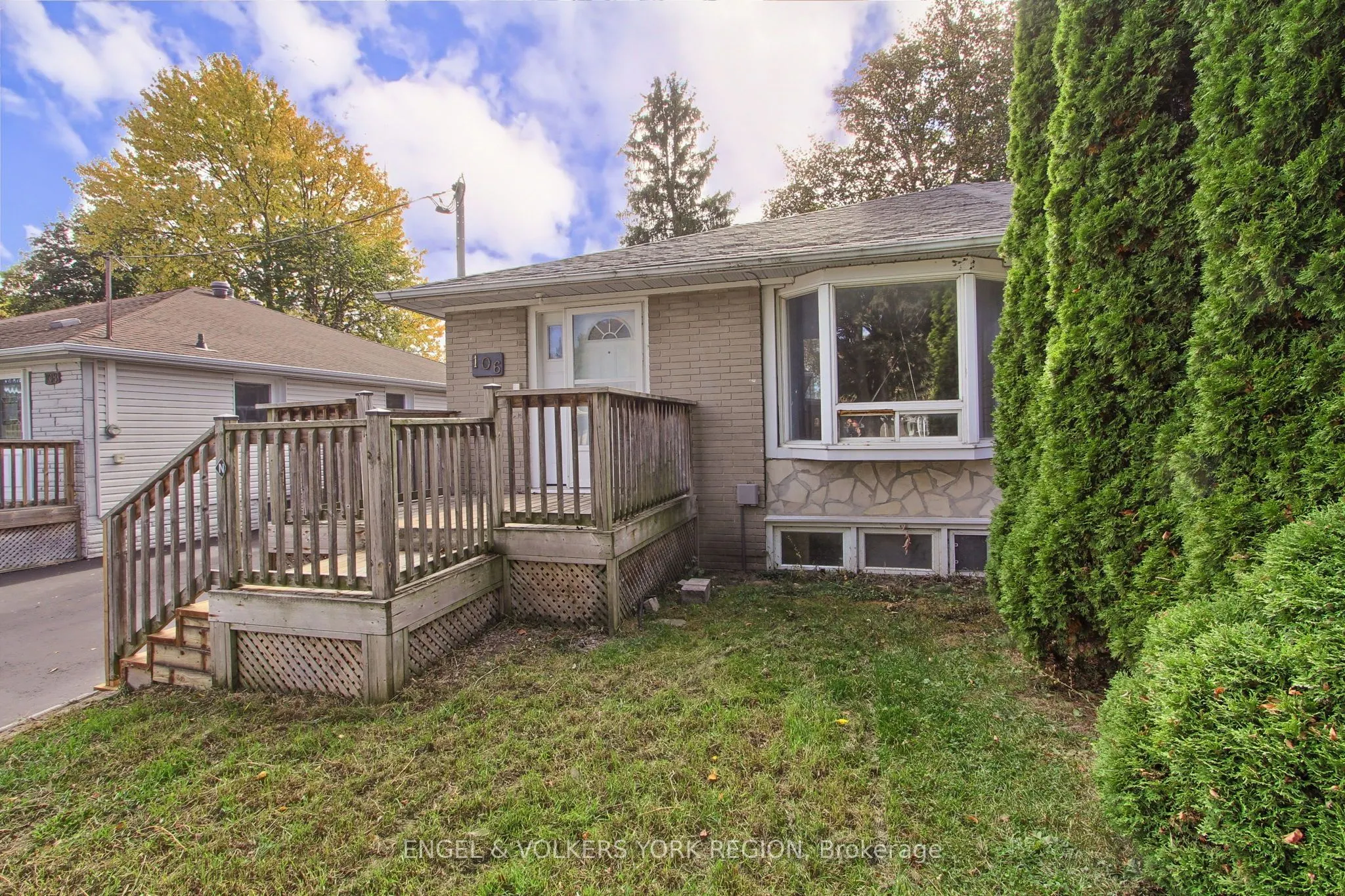 106 Sheldon Avenue