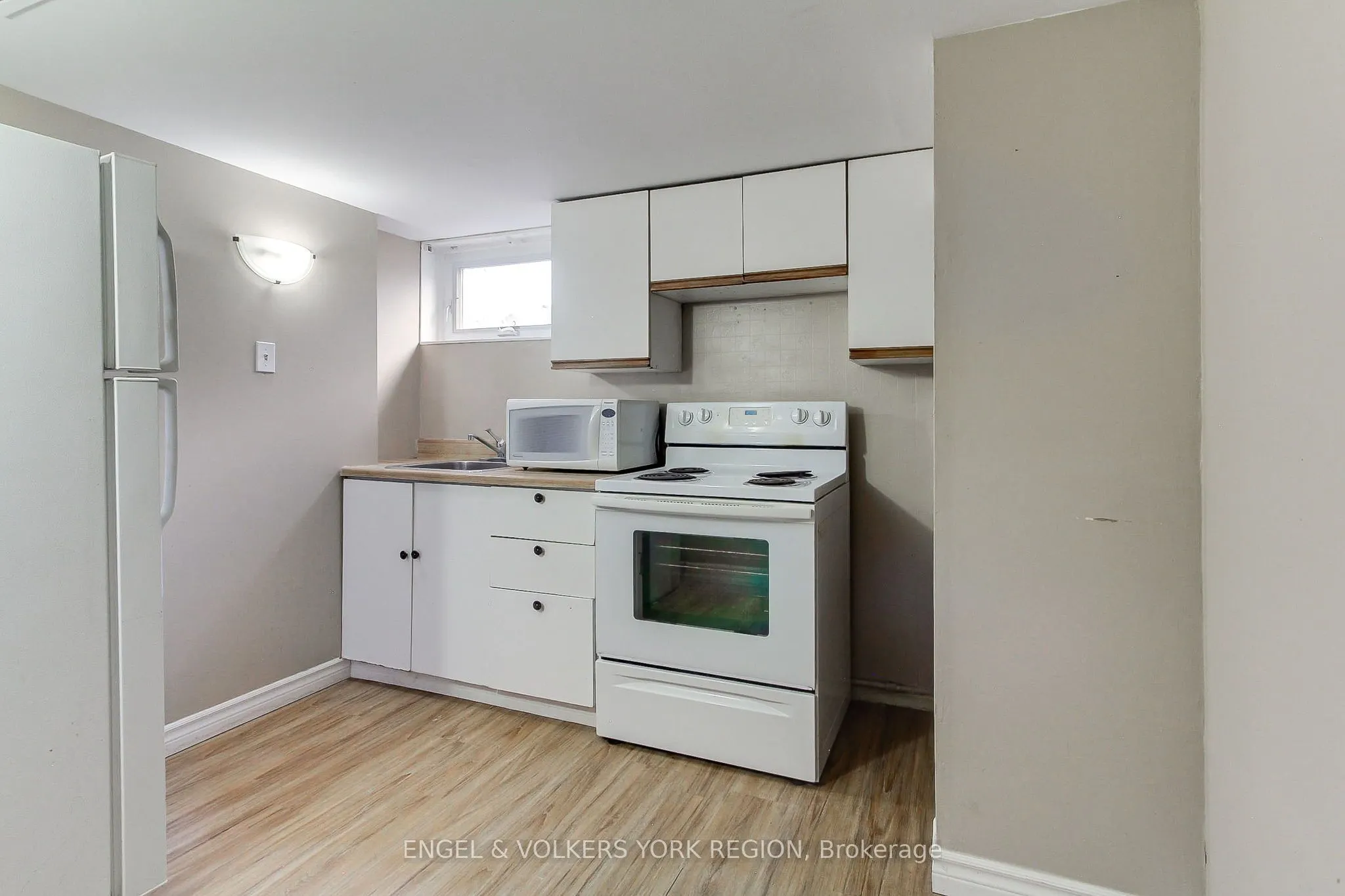 106 Sheldon Avenue