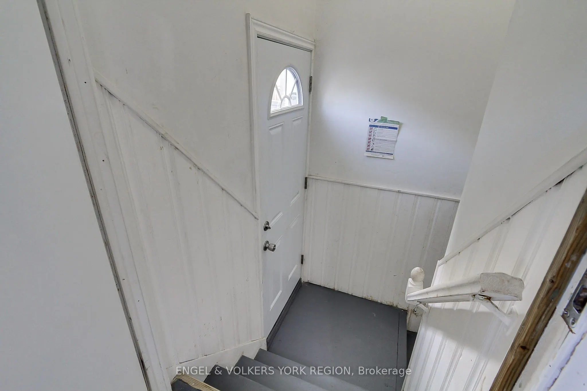 106 Sheldon Avenue