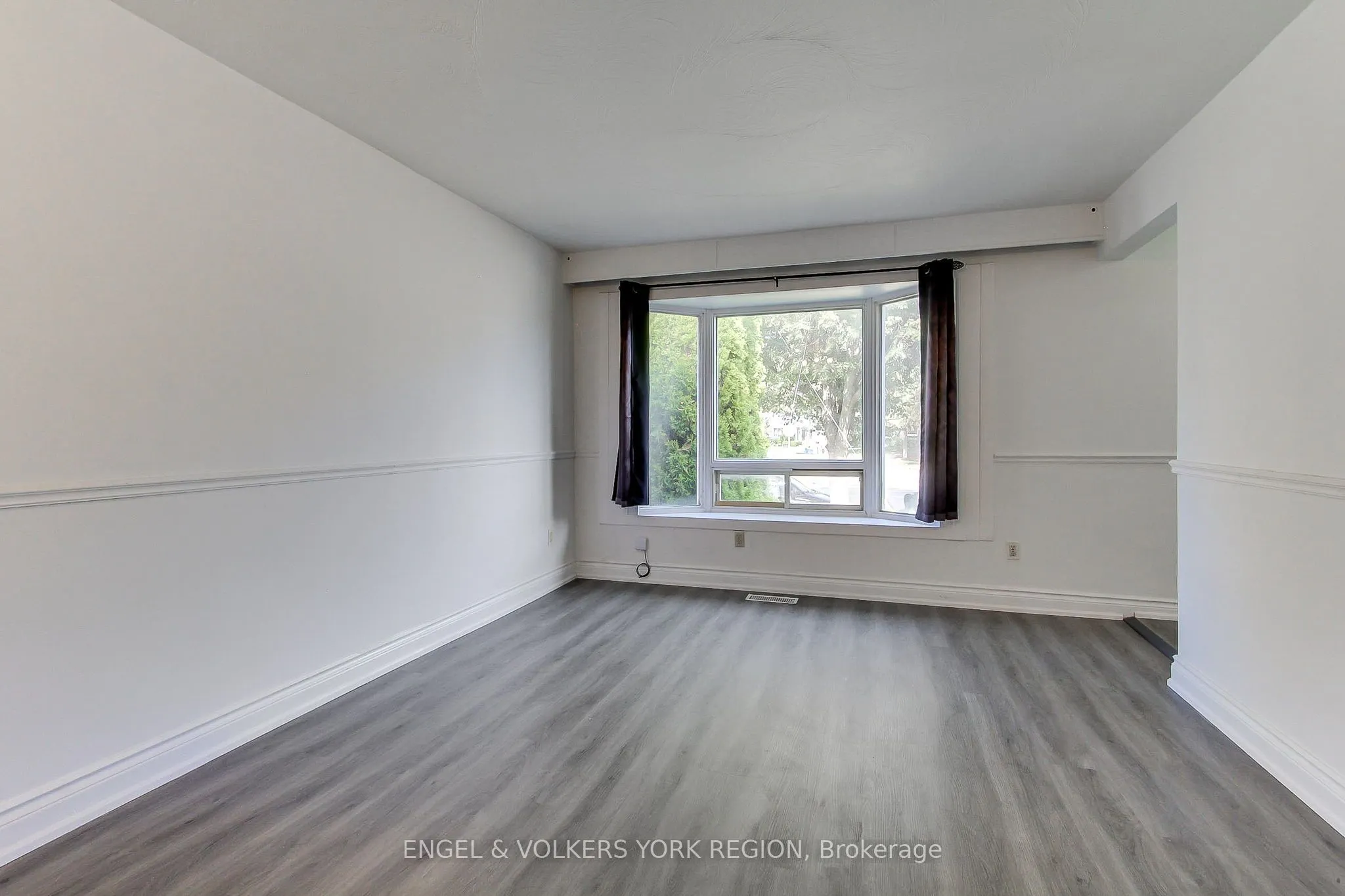 106 Sheldon Avenue