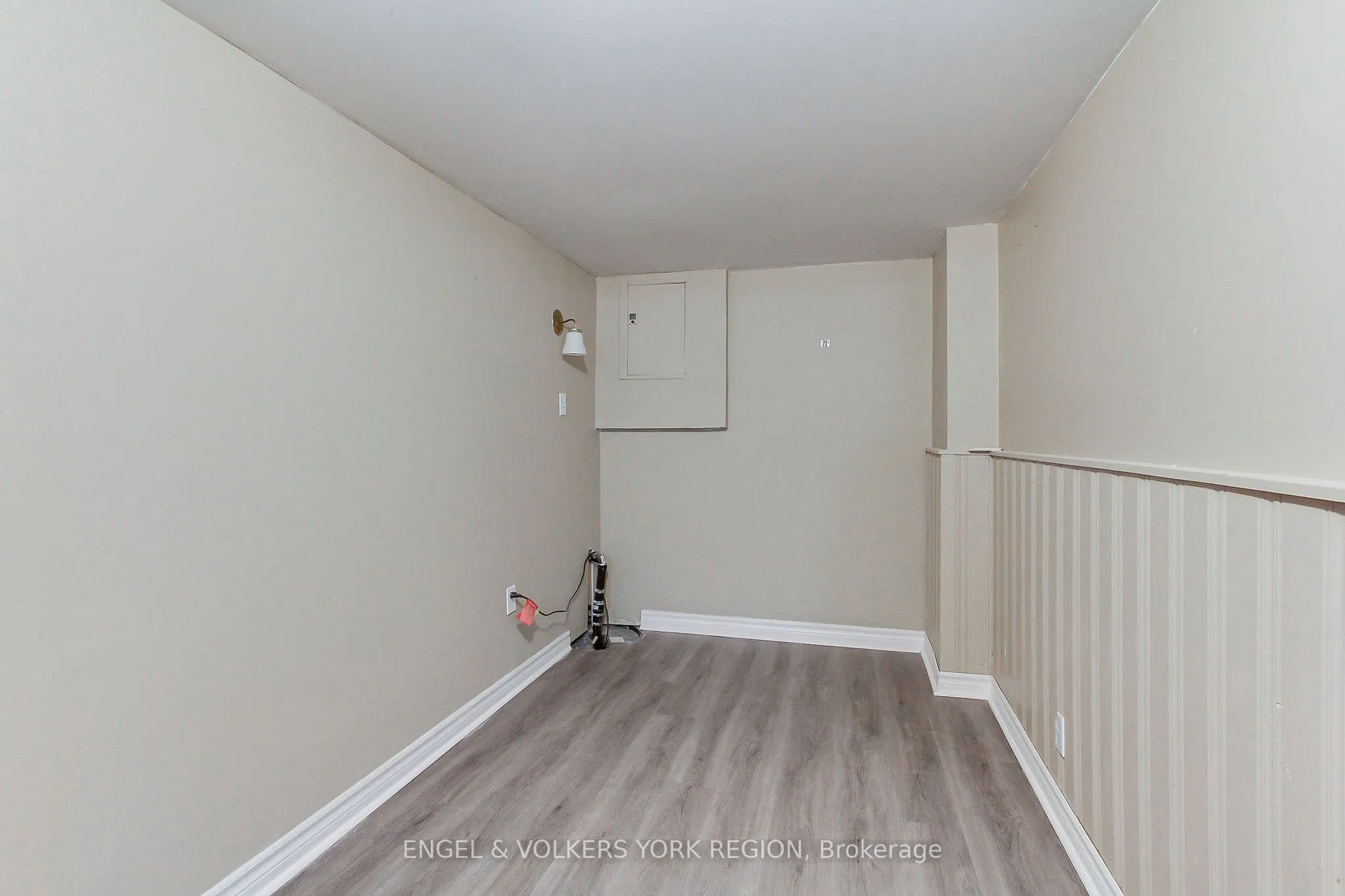 106 Sheldon Avenue