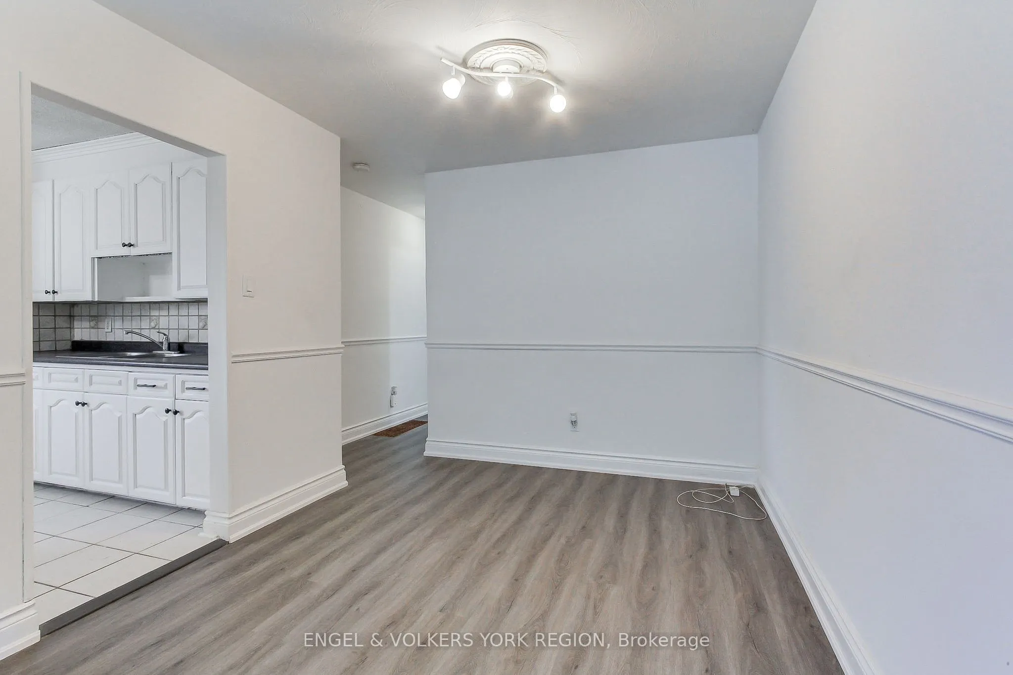 106 Sheldon Avenue