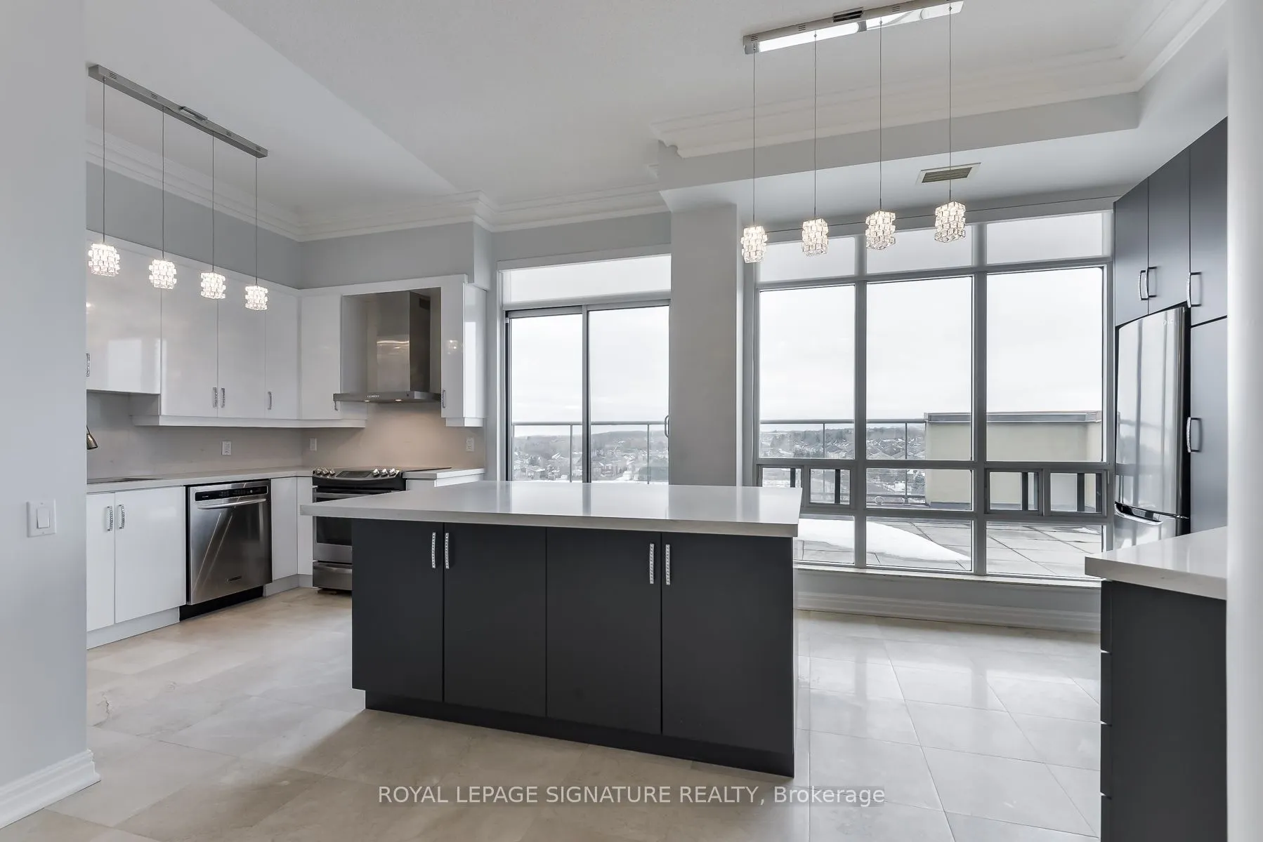 11121 Yonge Street, #Ph8