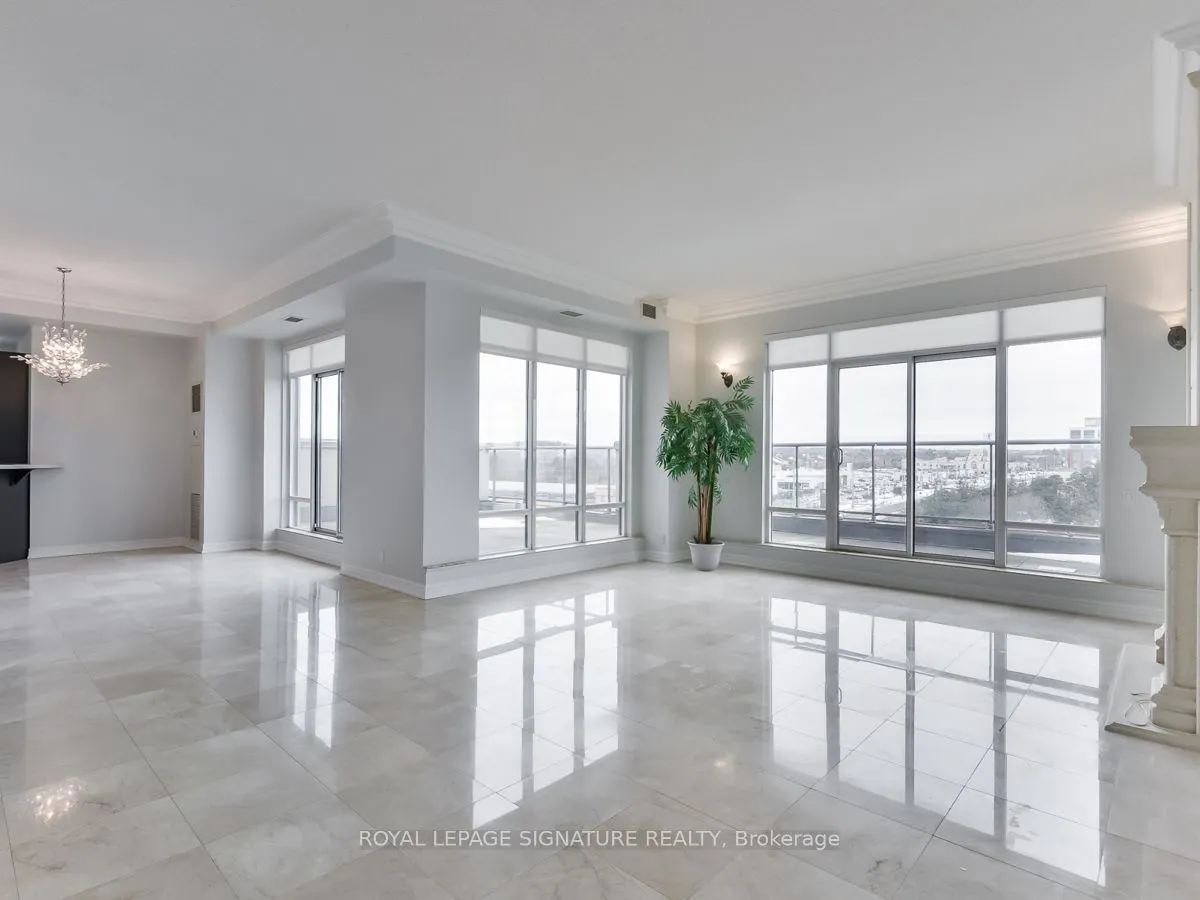 11121 Yonge Street, #Ph8
