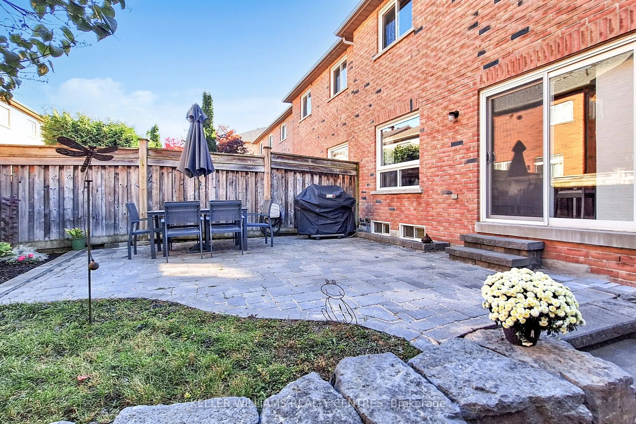 93 Barr Crescent