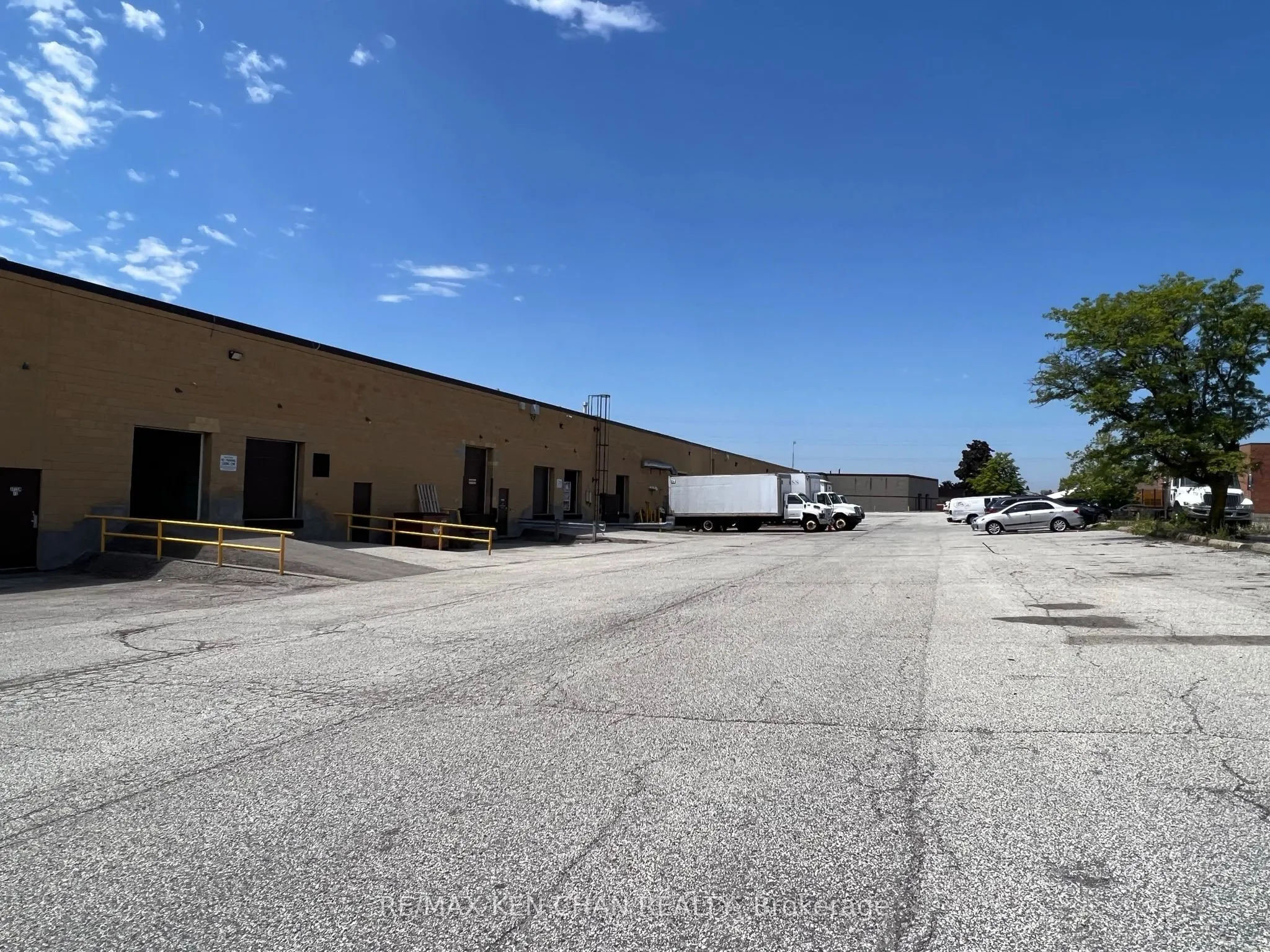 860 Denison Street, #10-11