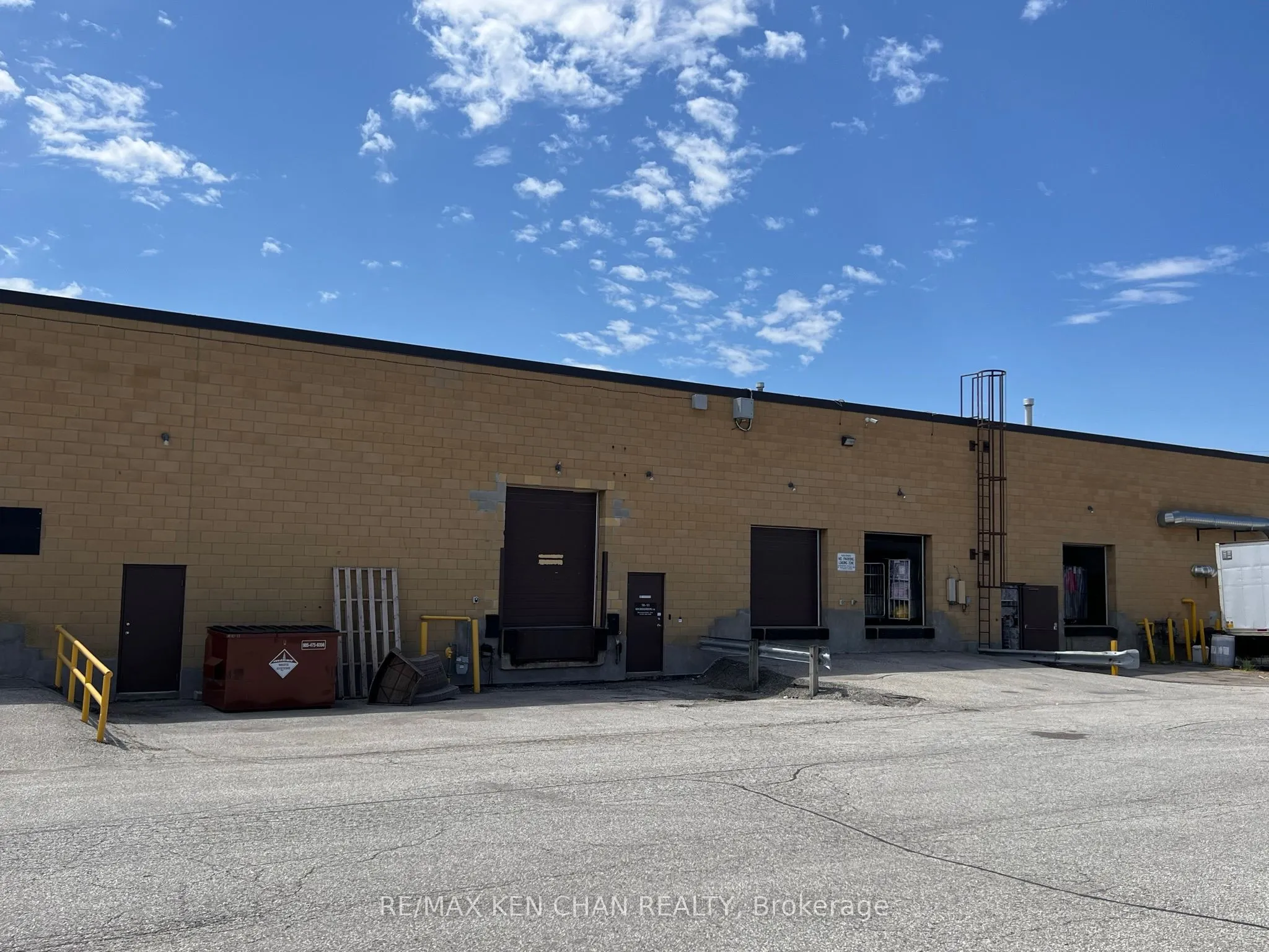 860 Denison Street, #10-11