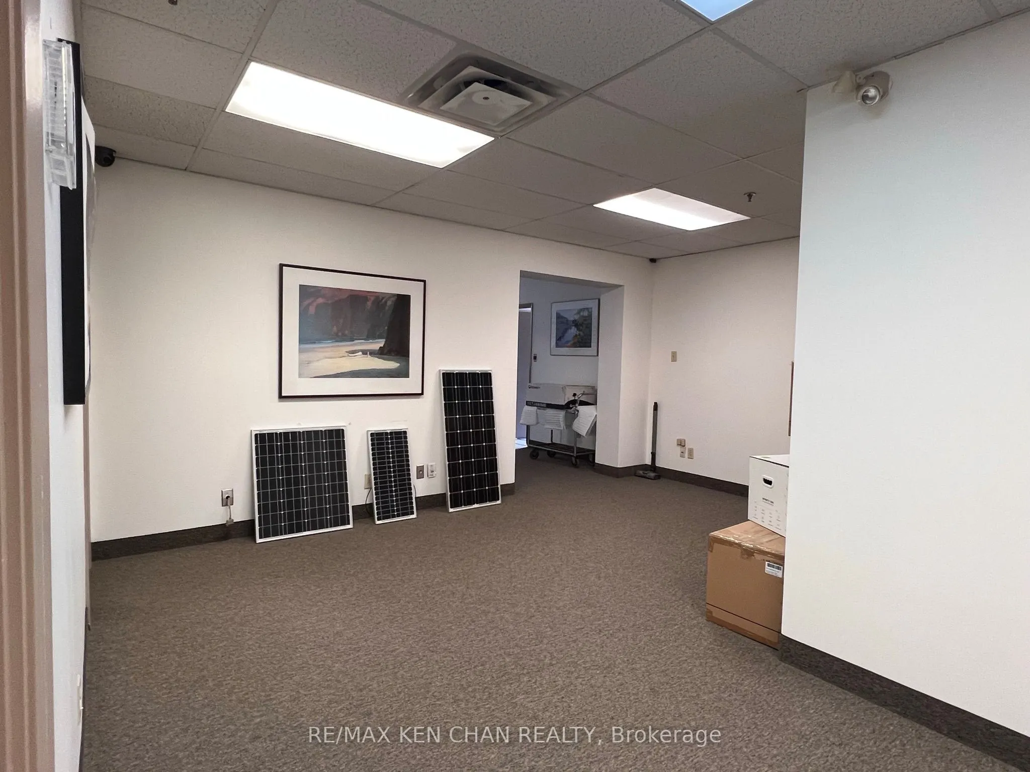 860 Denison Street, #10-11