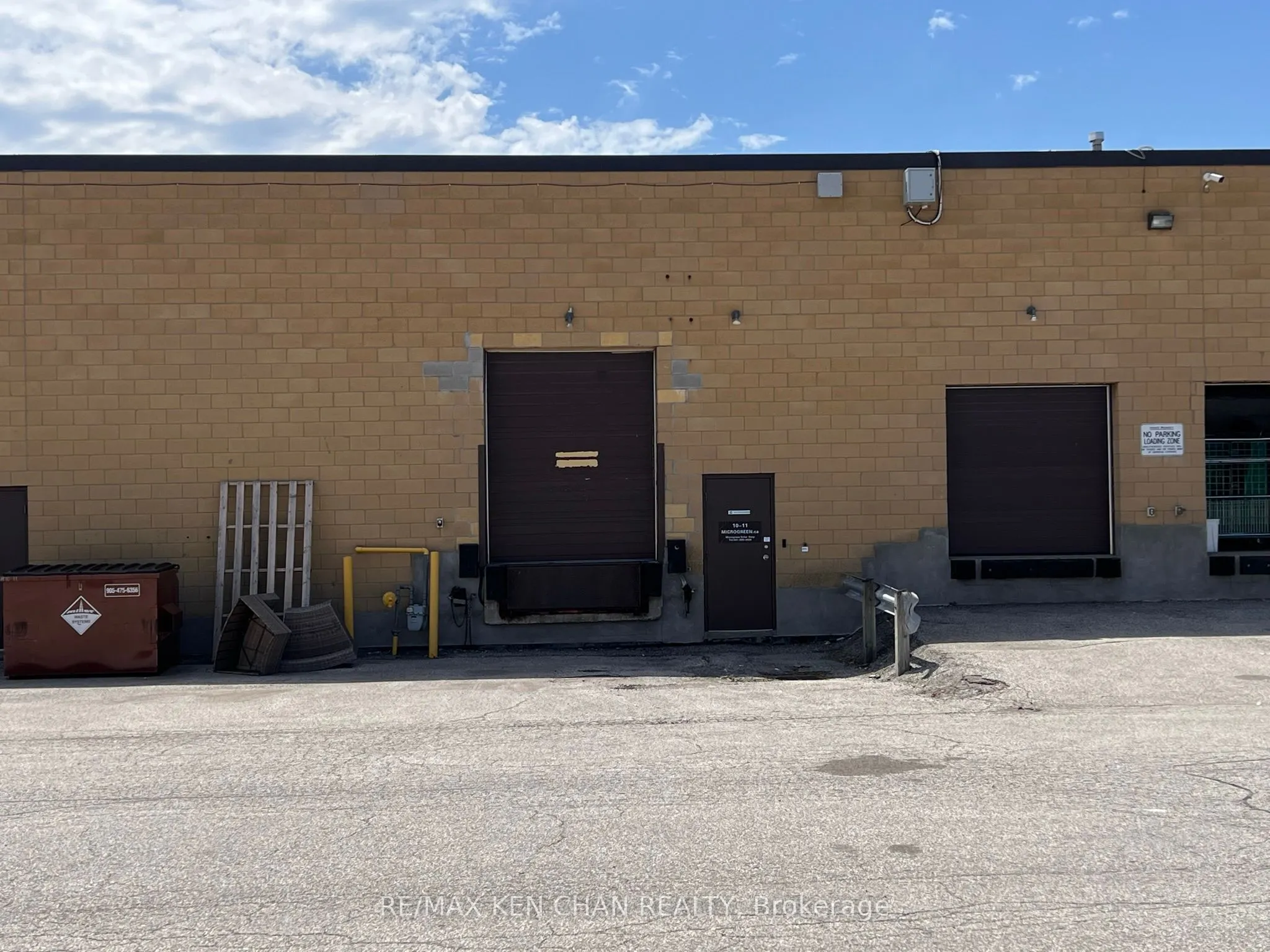 860 Denison Street, #10-11