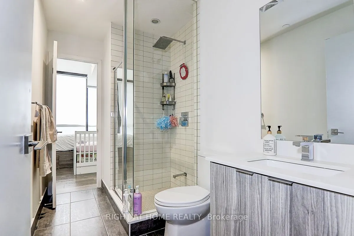 2916 Highway 7 Avenue, #2202