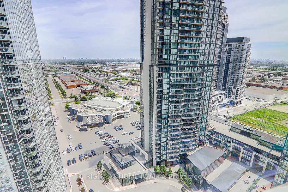 2916 Highway 7 Avenue, #2202