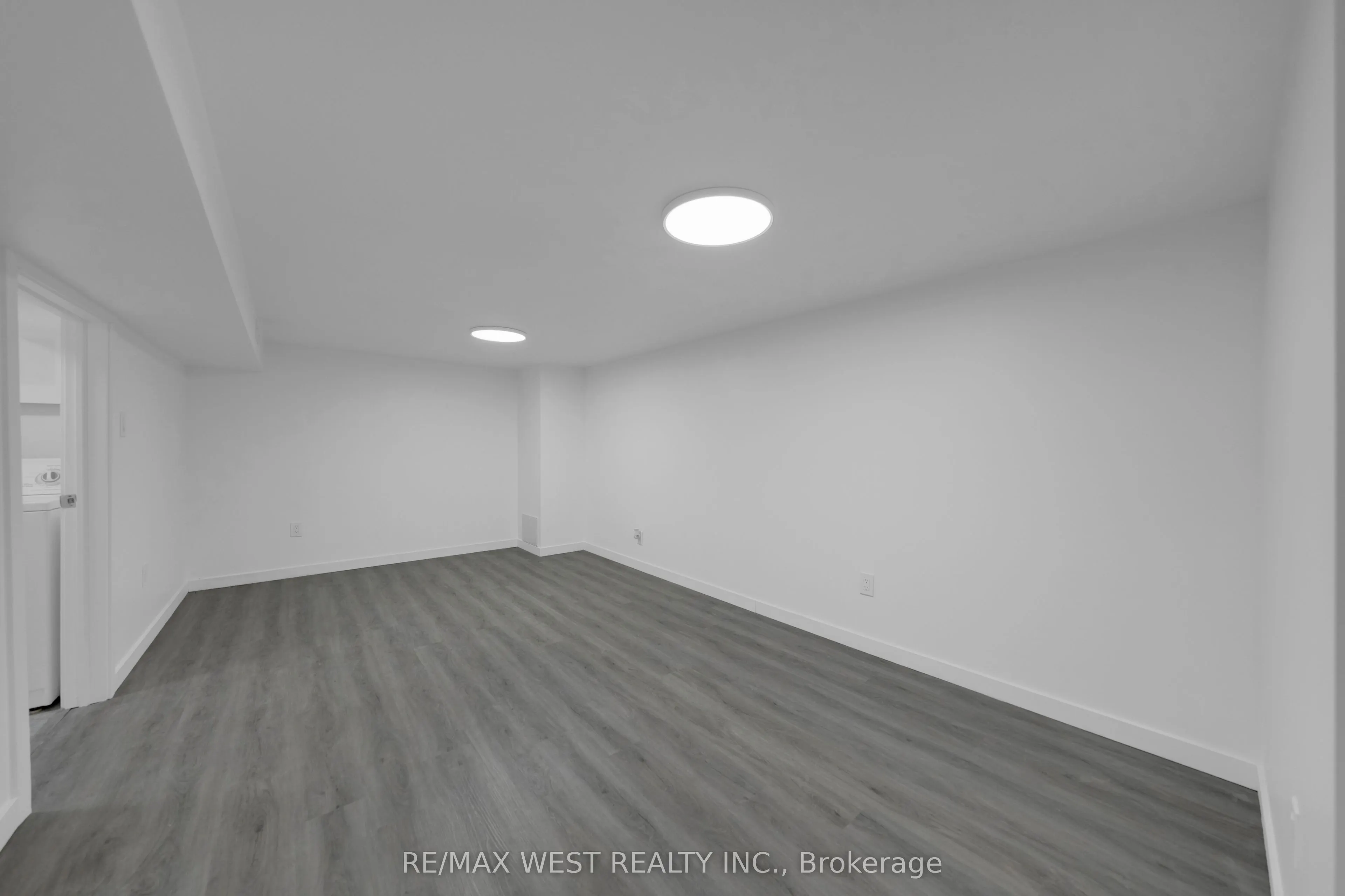 24 Walter Avenue, #Lower